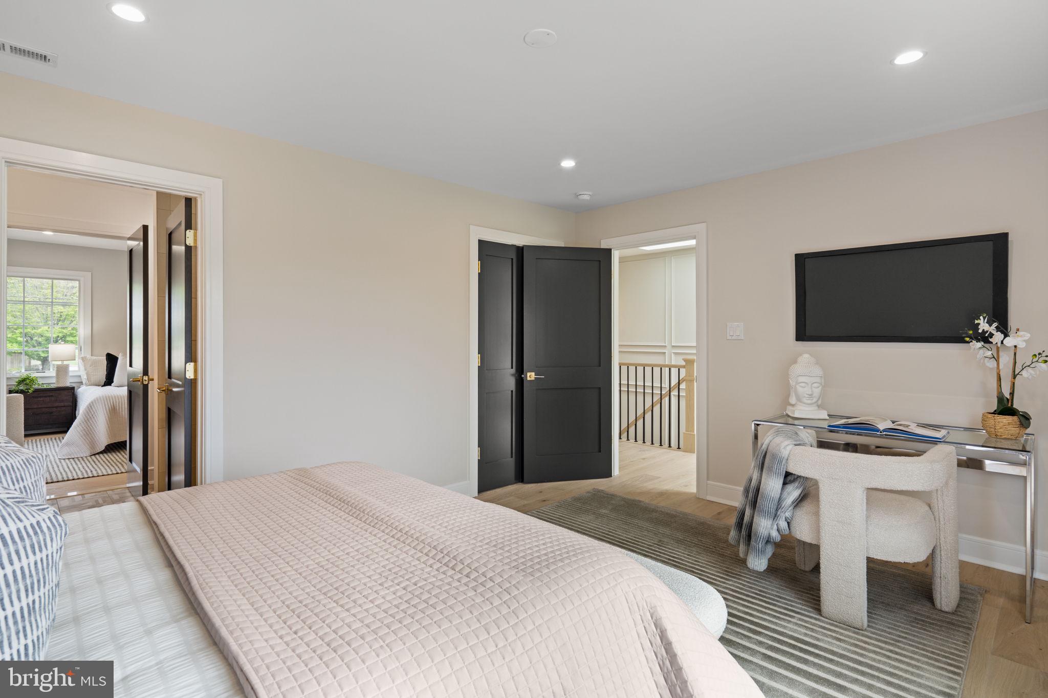 MERION GOLF MANOR - Residential