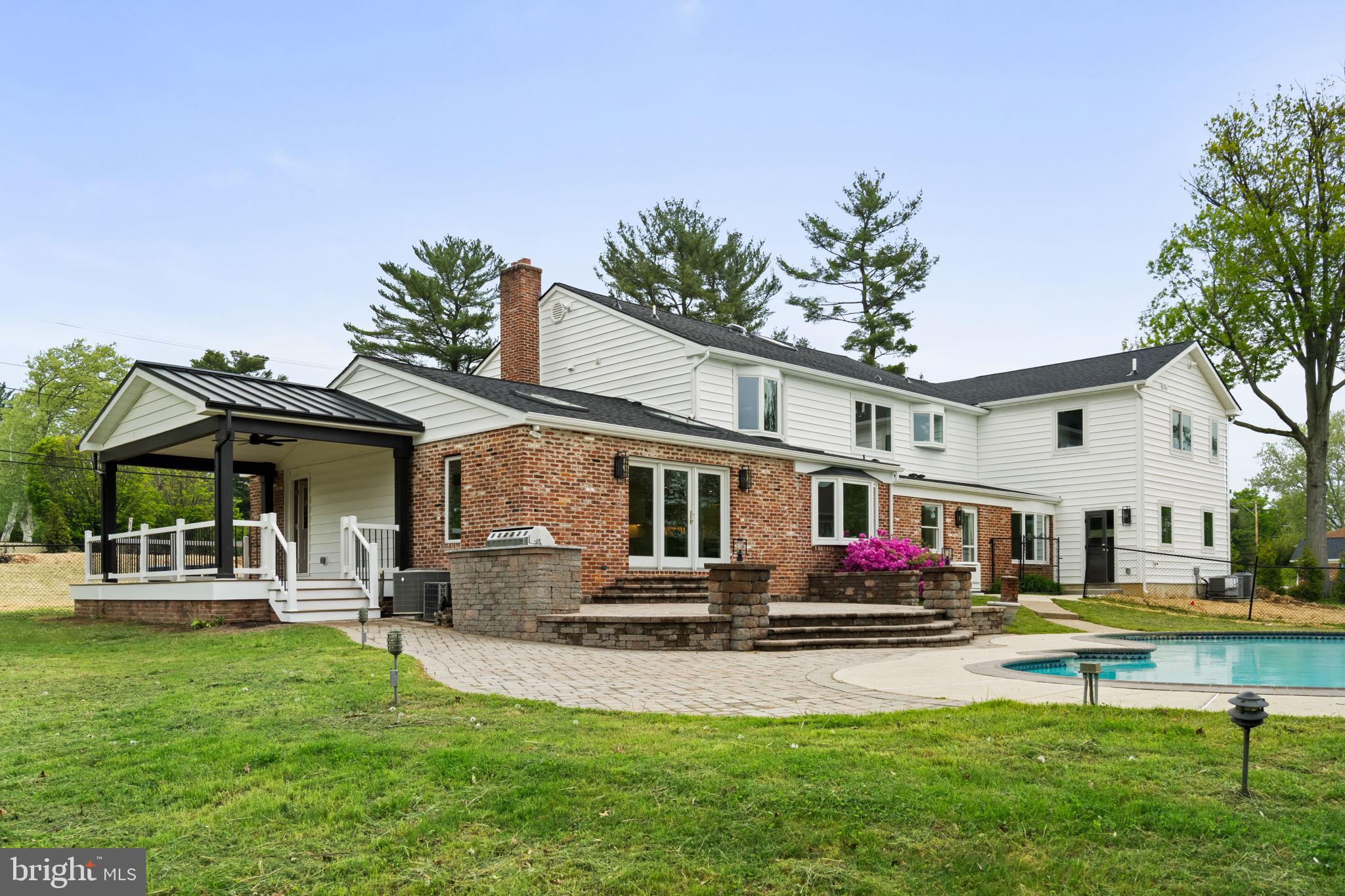 MERION GOLF MANOR - Residential