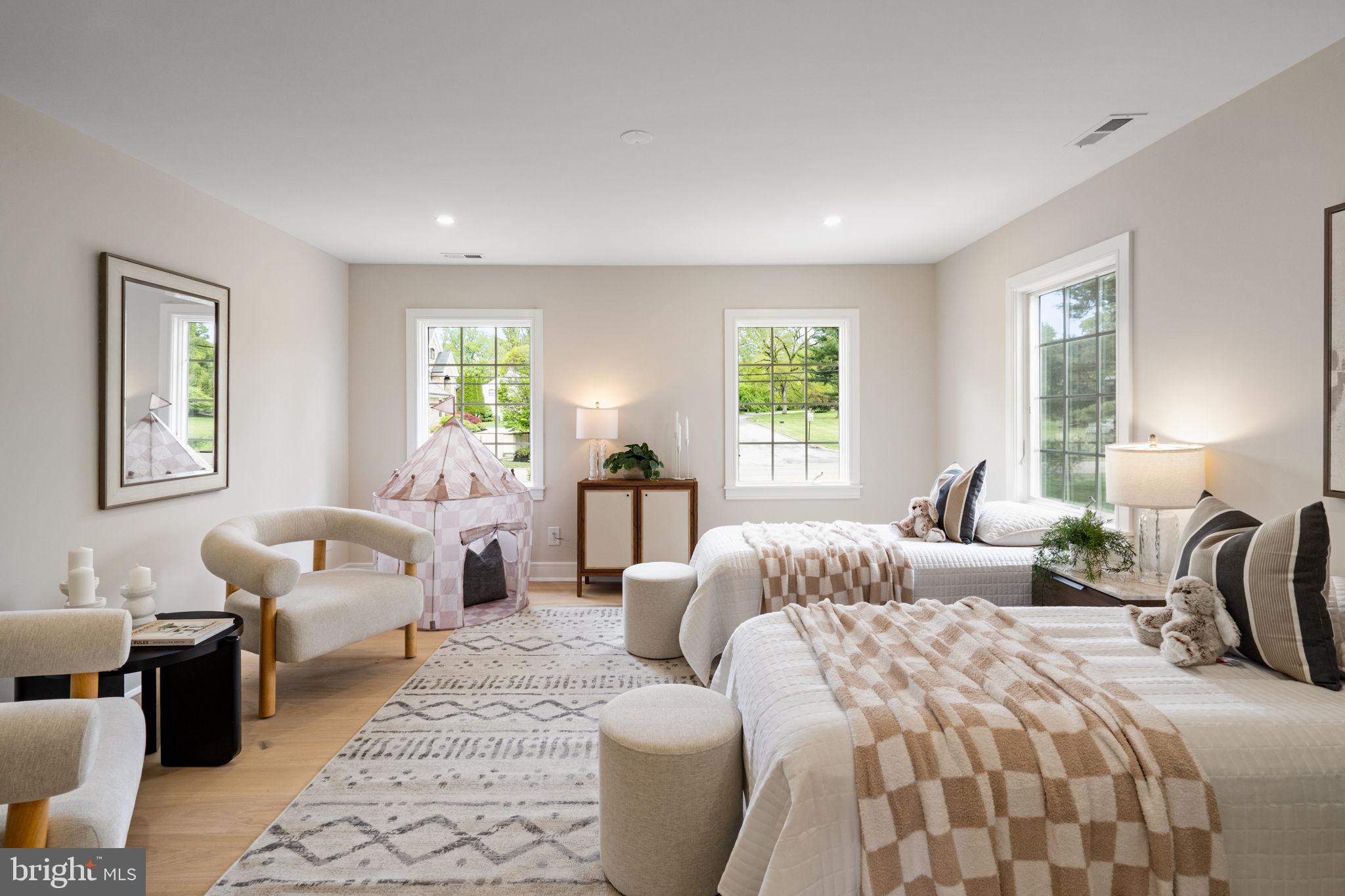 MERION GOLF MANOR - Residential
