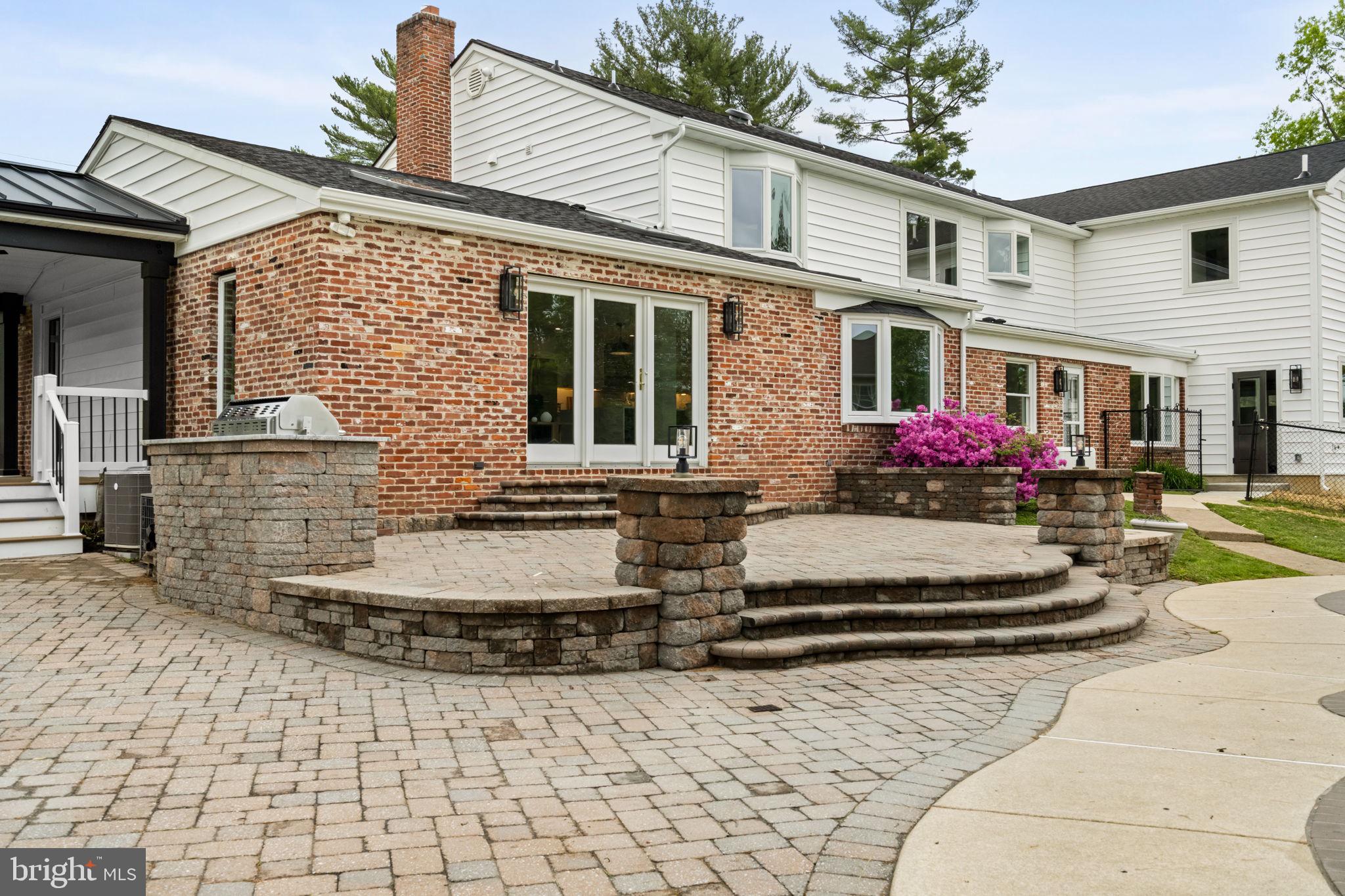 MERION GOLF MANOR - Residential
