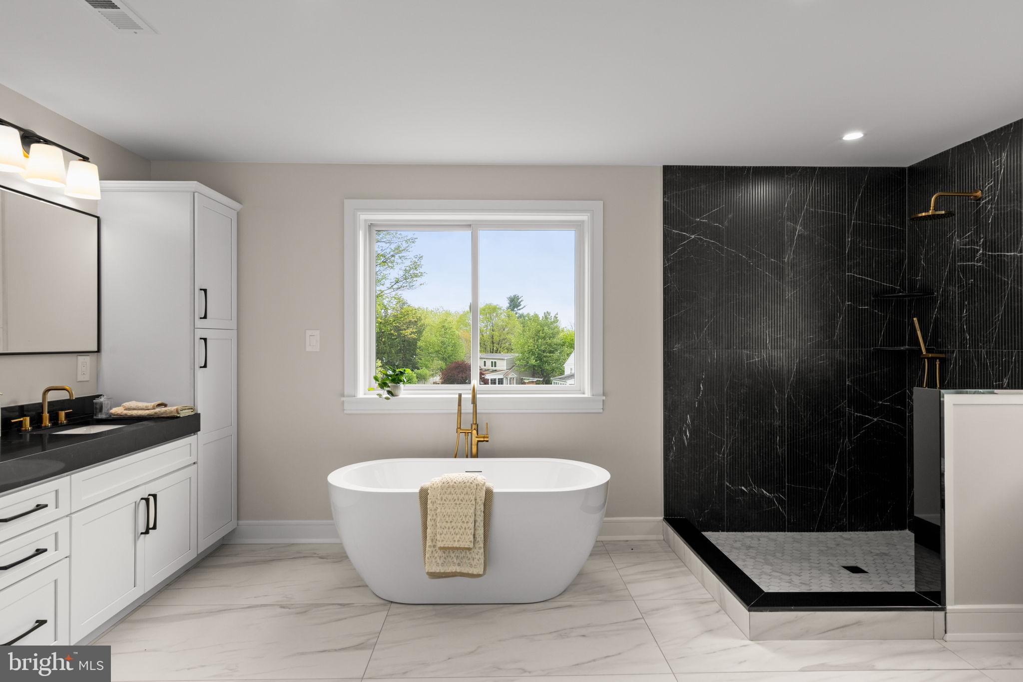 MERION GOLF MANOR - Residential