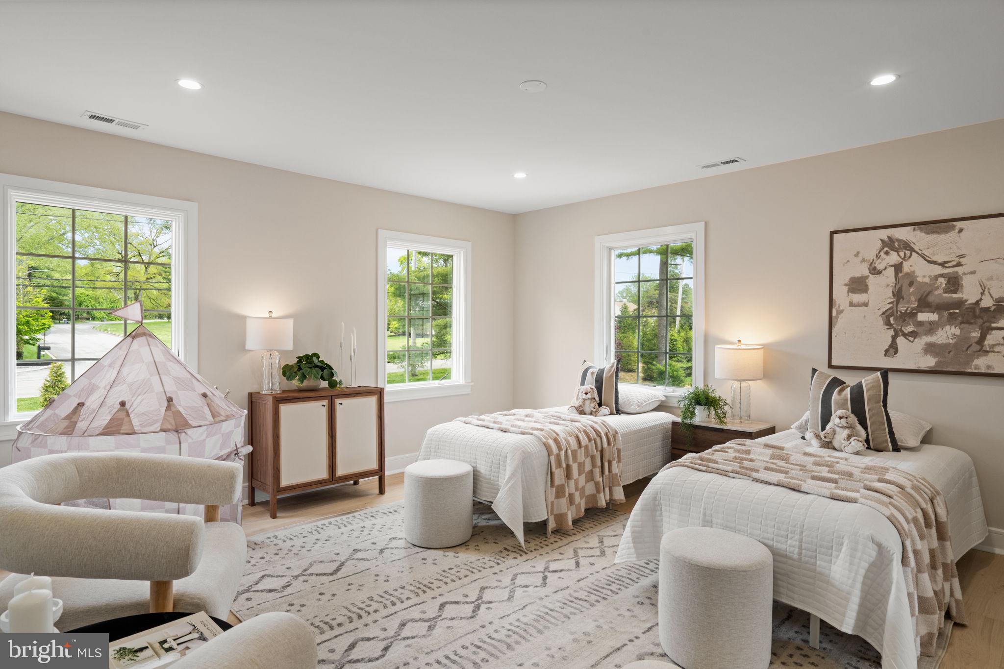 MERION GOLF MANOR - Residential