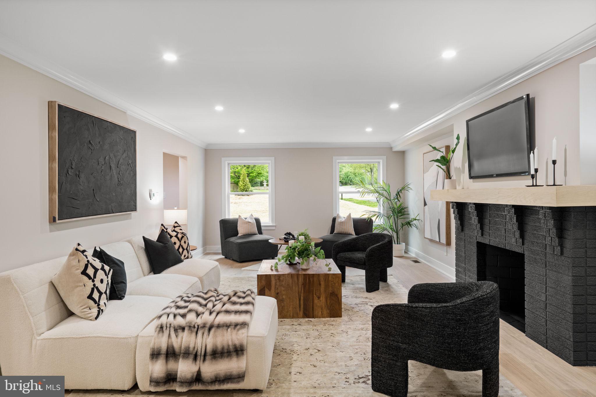 MERION GOLF MANOR - Residential