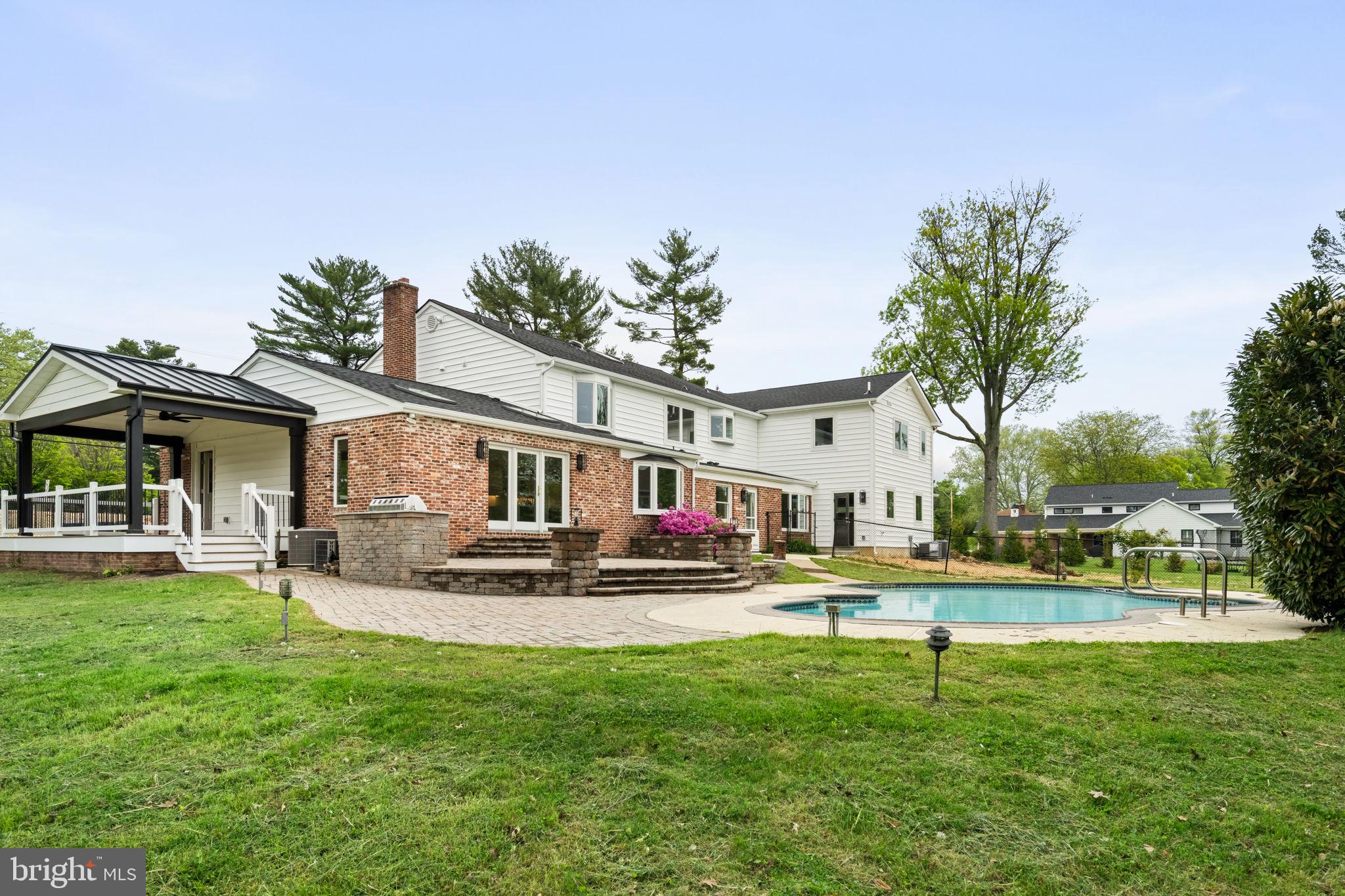 MERION GOLF MANOR - Residential