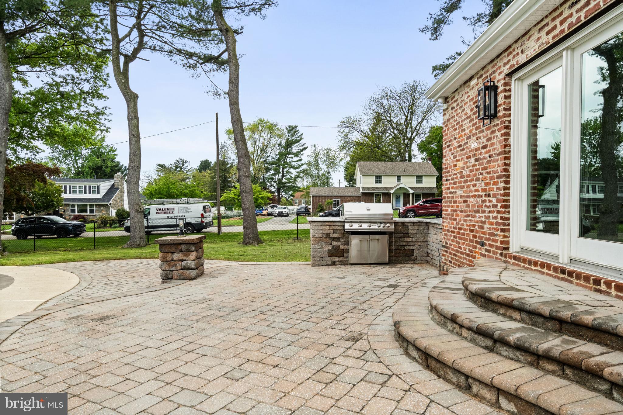 MERION GOLF MANOR - Residential