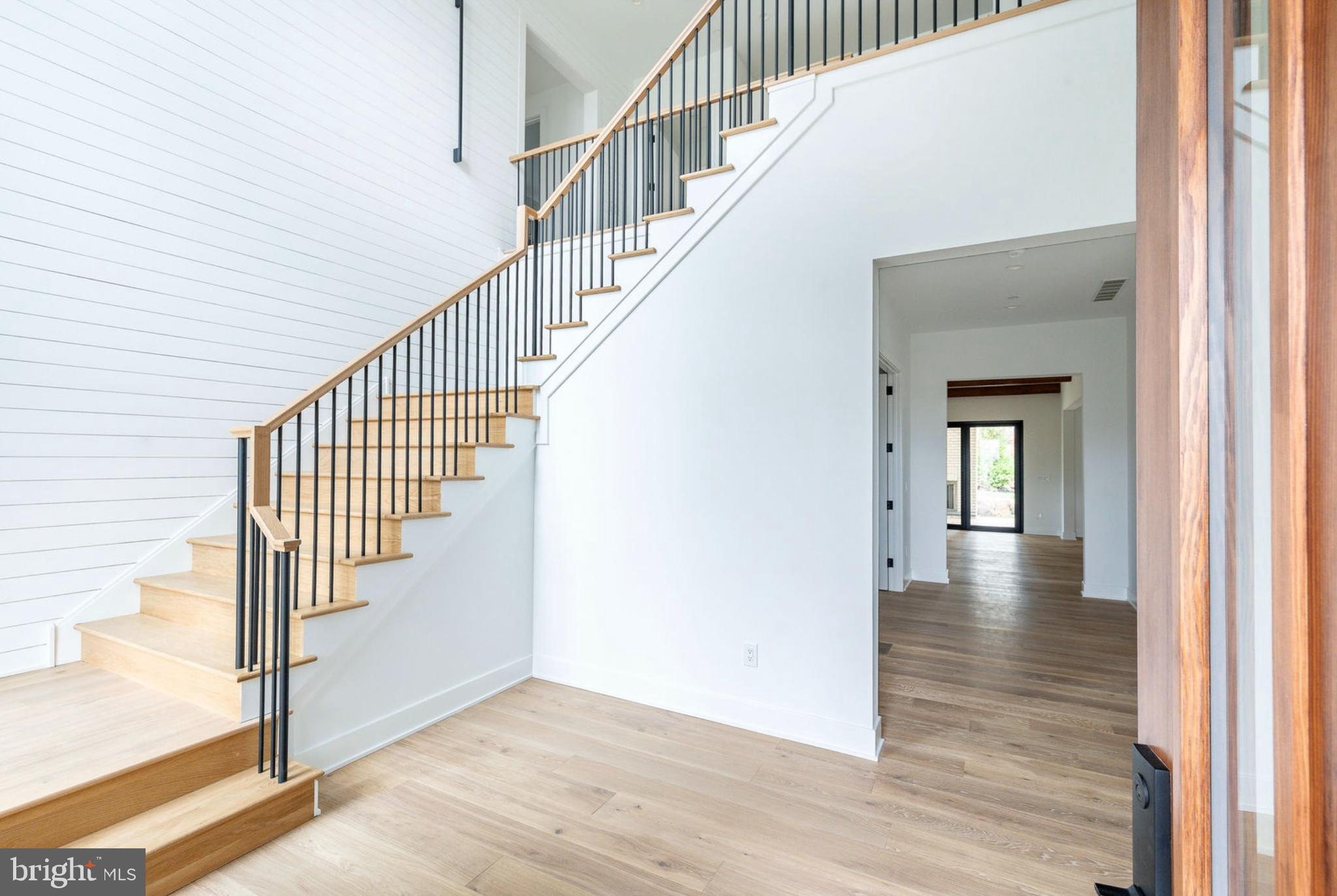 MERION GOLF MANOR - Residential