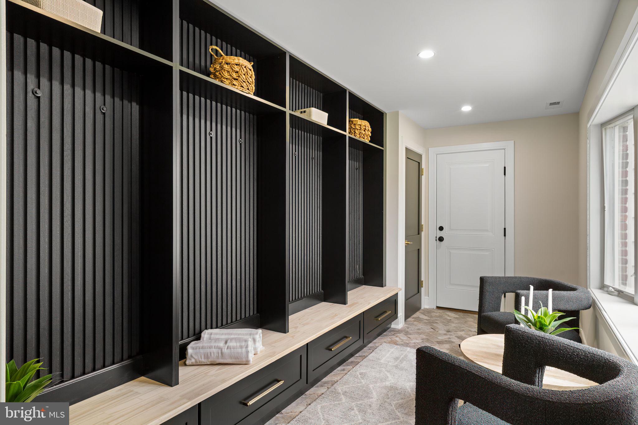 MERION GOLF MANOR - Residential