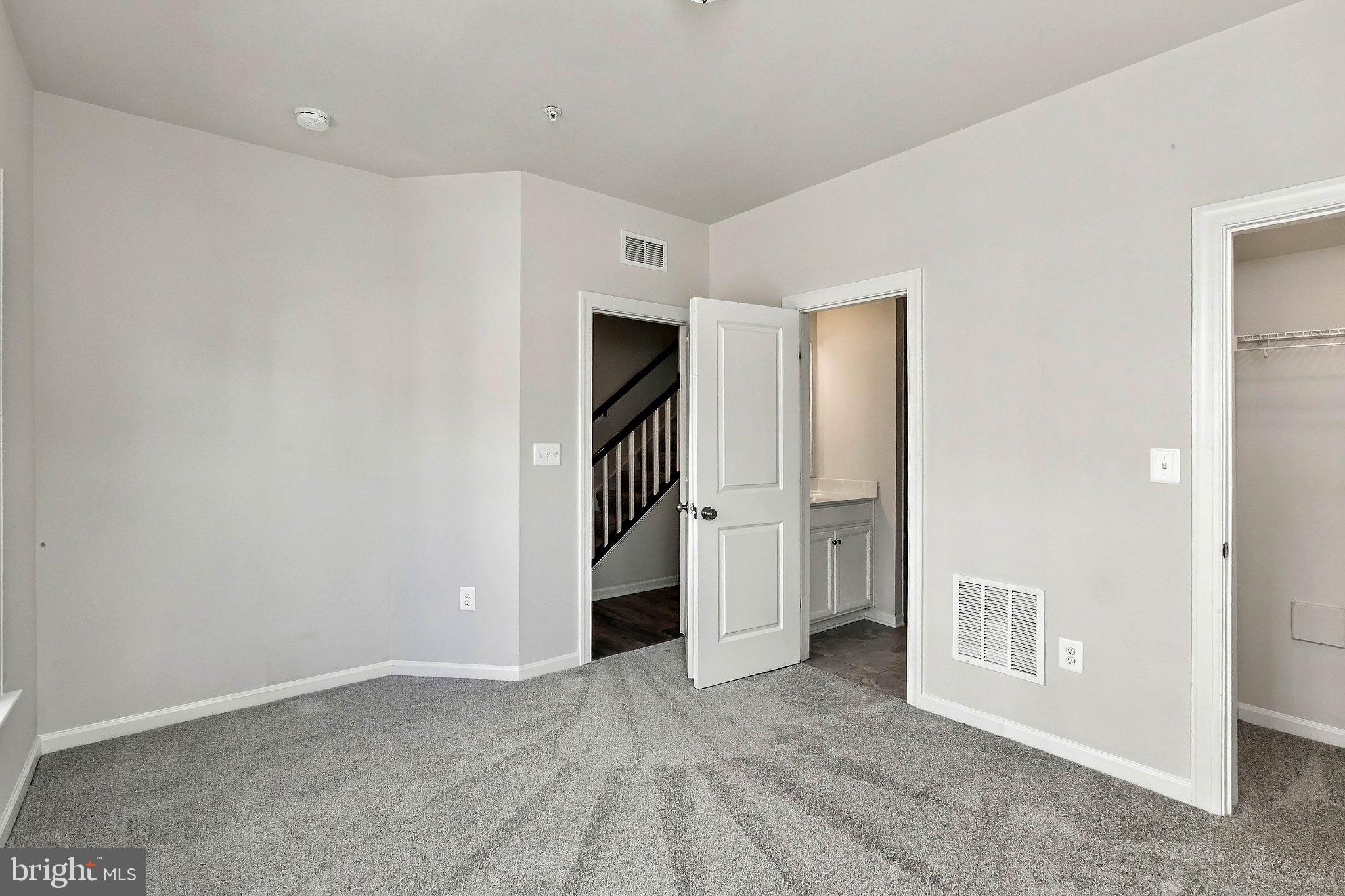 4765 CHEROKEE STREET