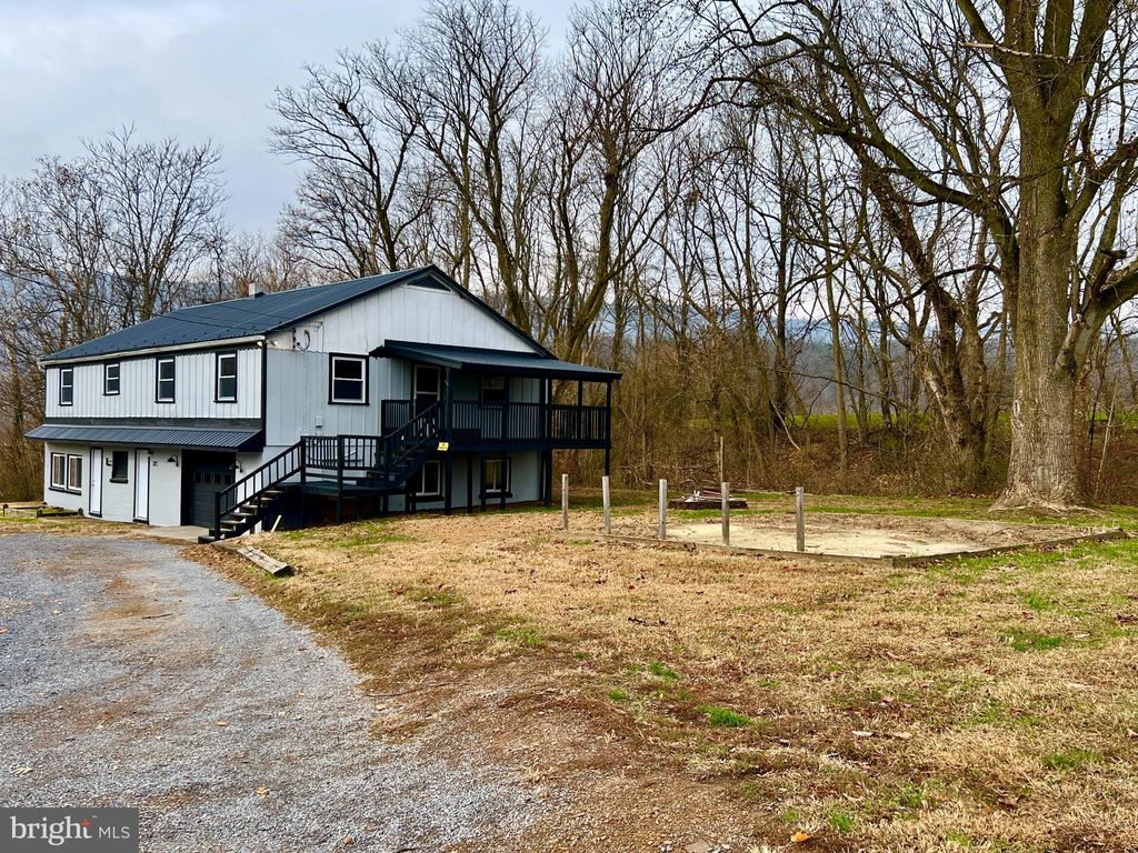Photo of 1722 Saxton Rd, SAXTON, PA 16678 (MLS # PABD2002918)