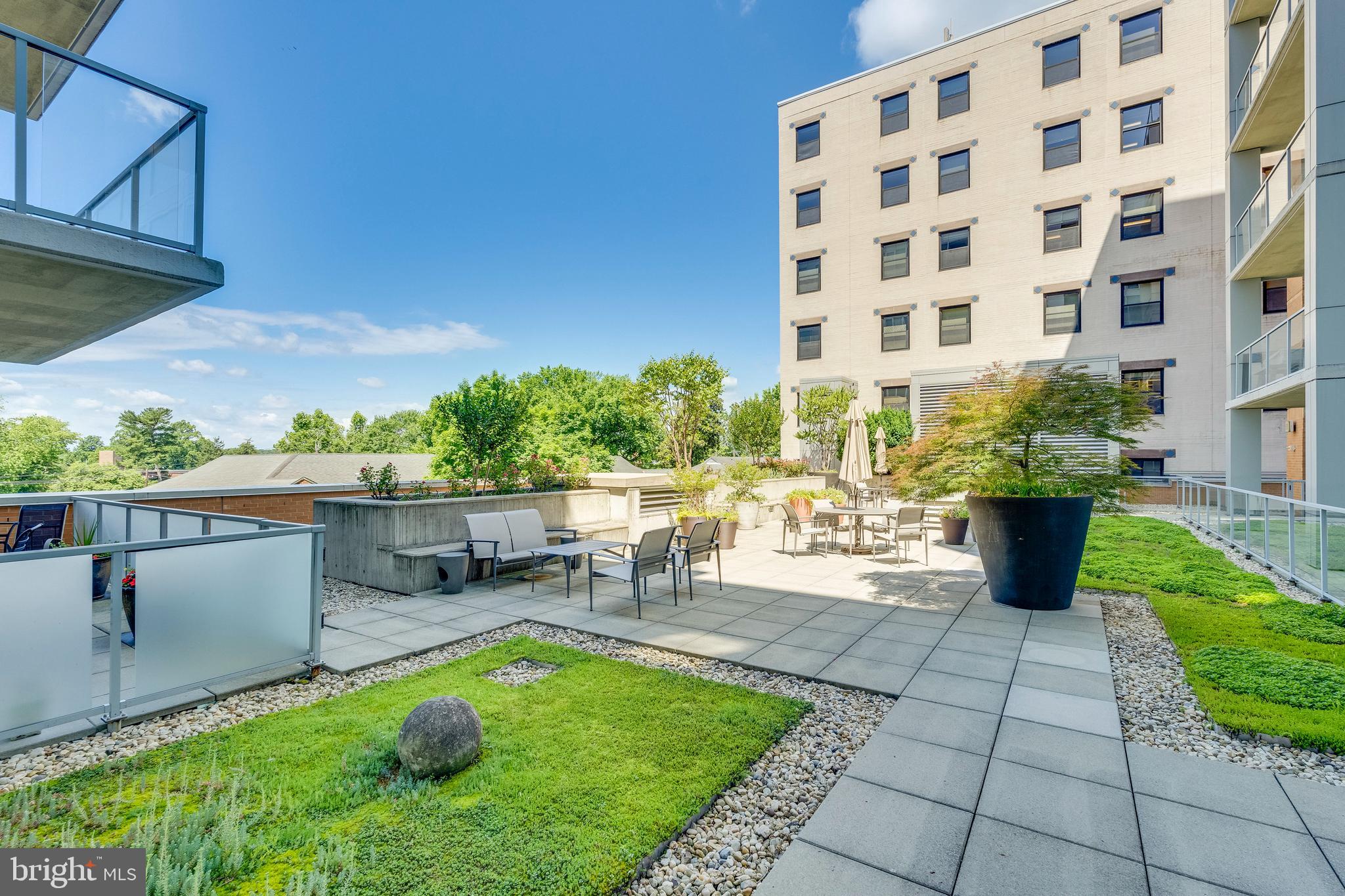 ADAGIO - Residential