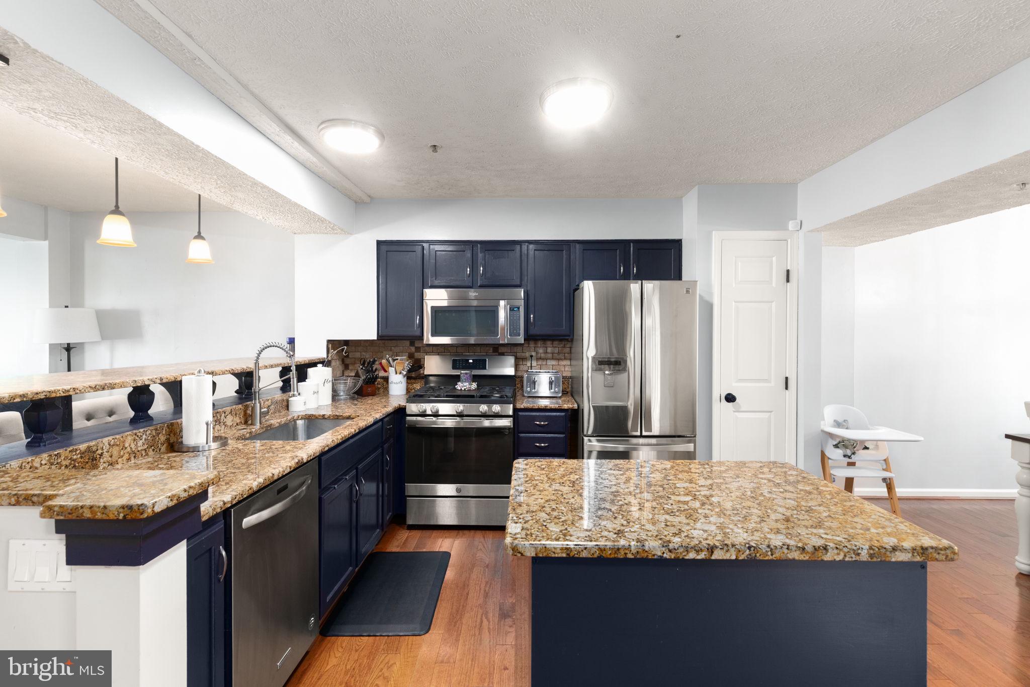 1049 JEANETT WAY