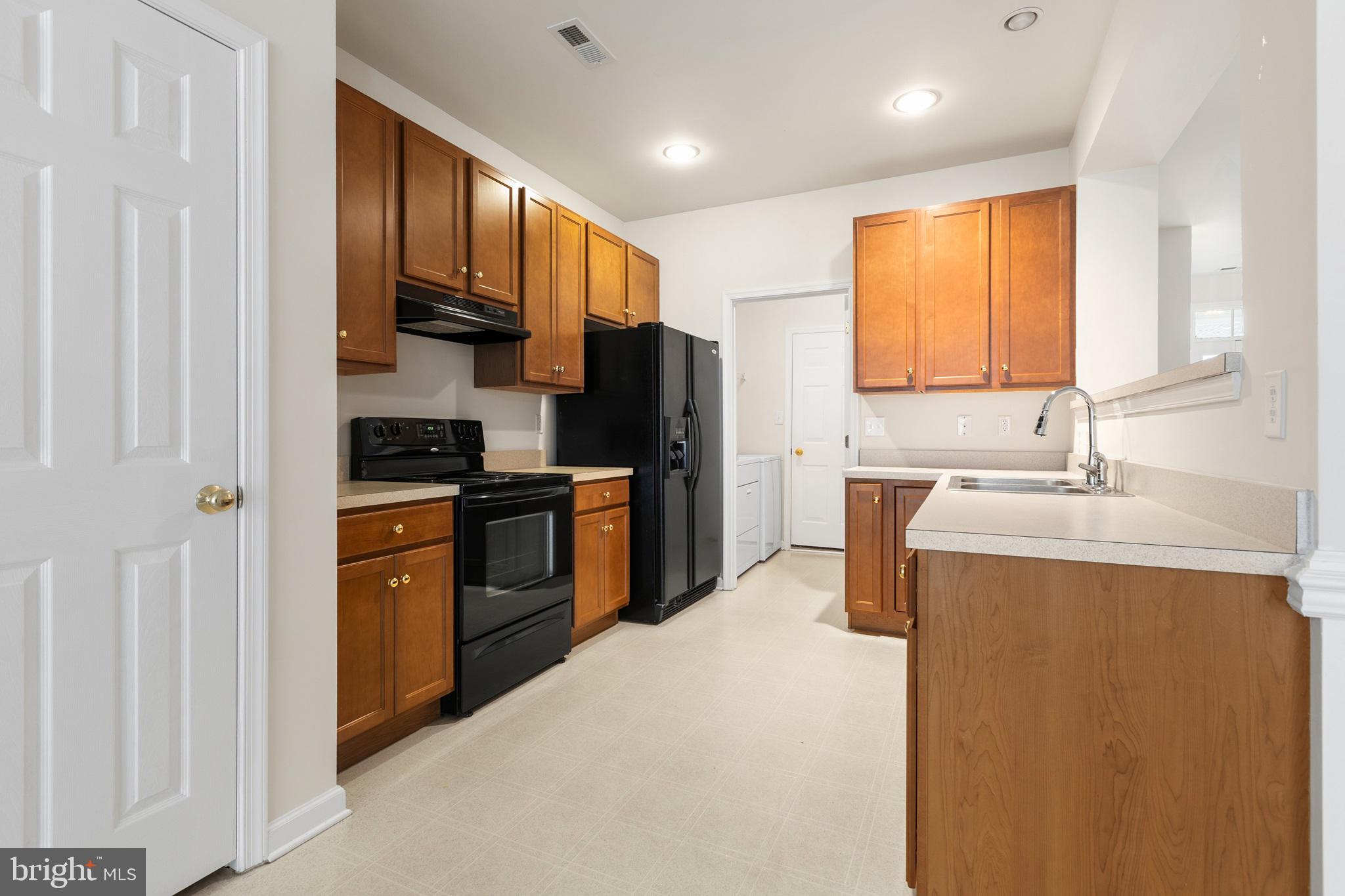 117 SANDRIDGE COURT