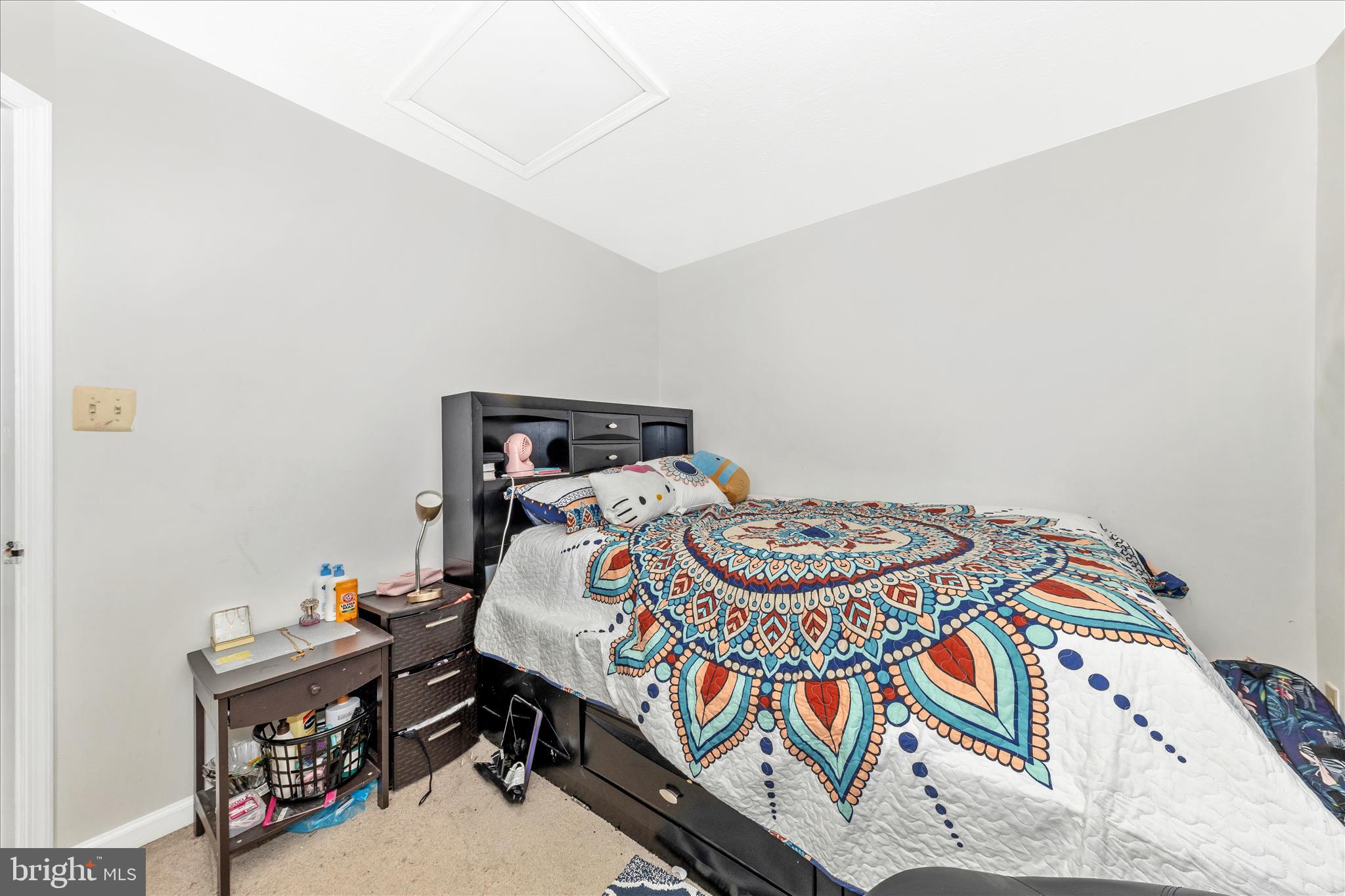 SOUTH HAMPTON SUB - Residential