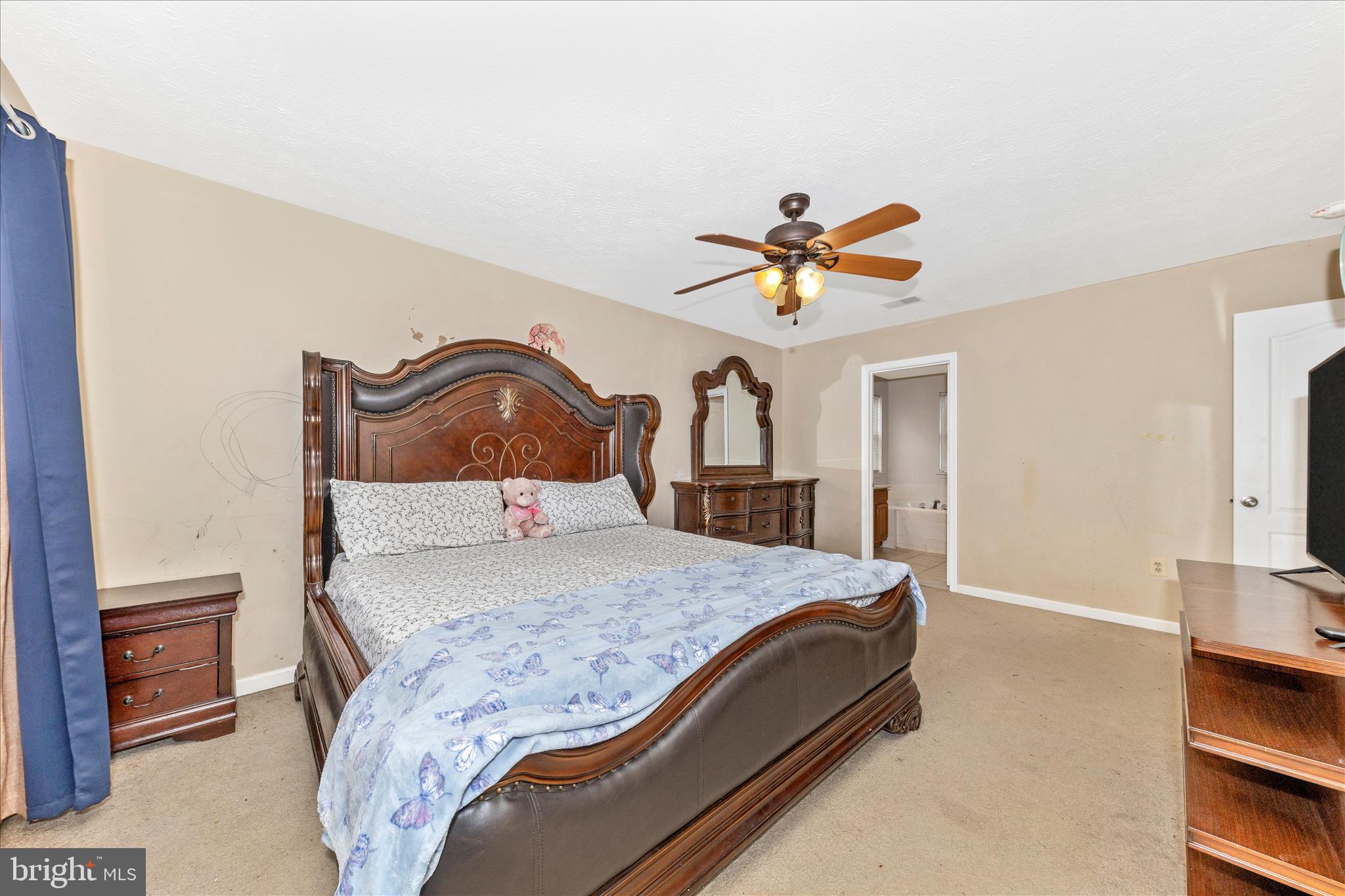 SOUTH HAMPTON SUB - Residential