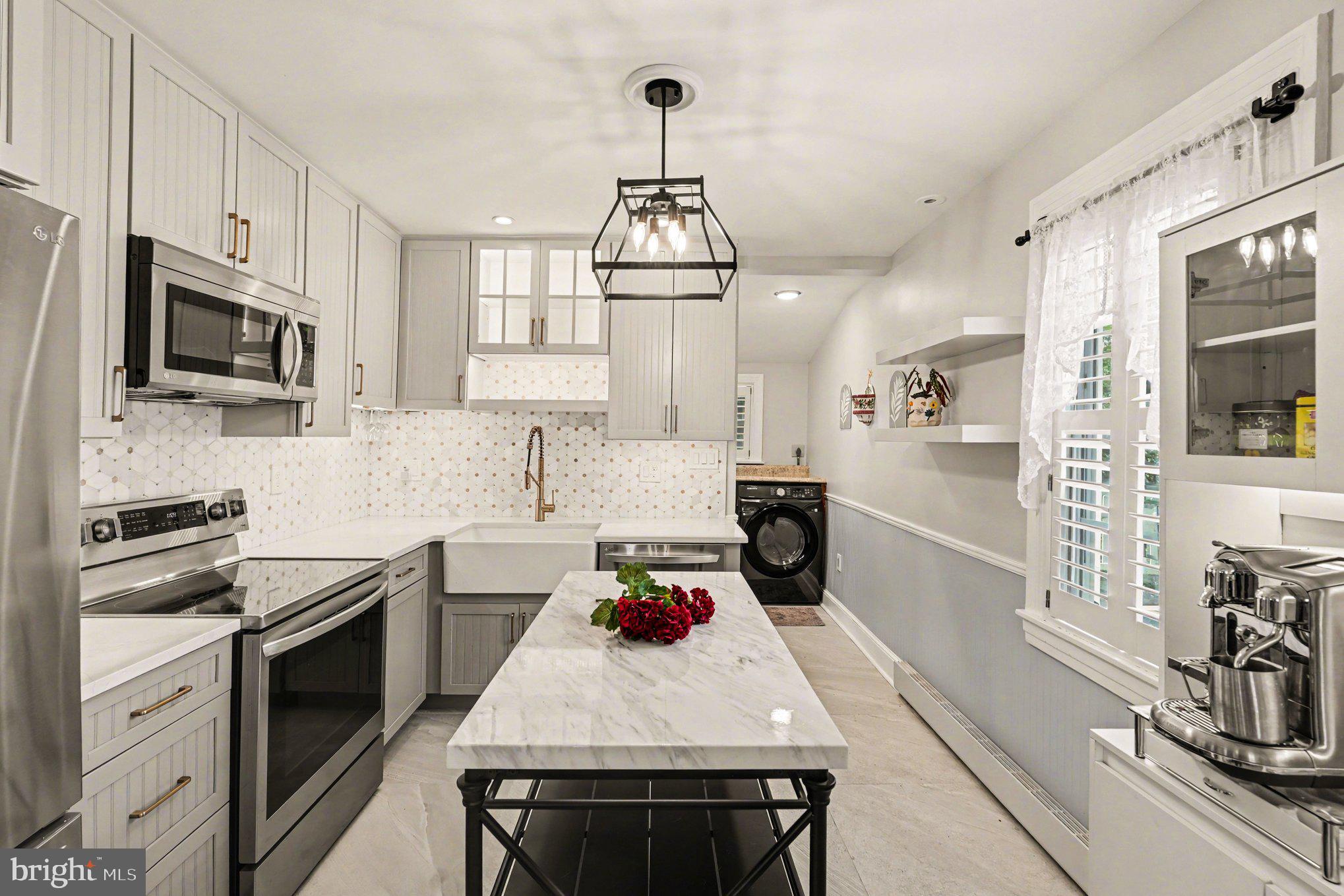 OLD CEDAR POINT SUB - Residential