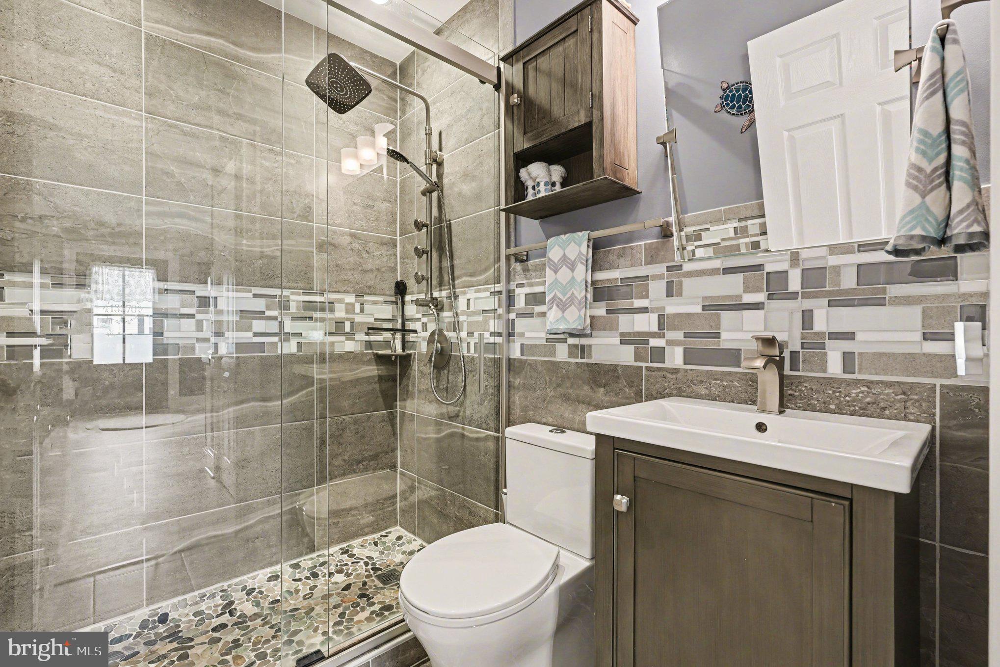 OLD CEDAR POINT SUB - Residential