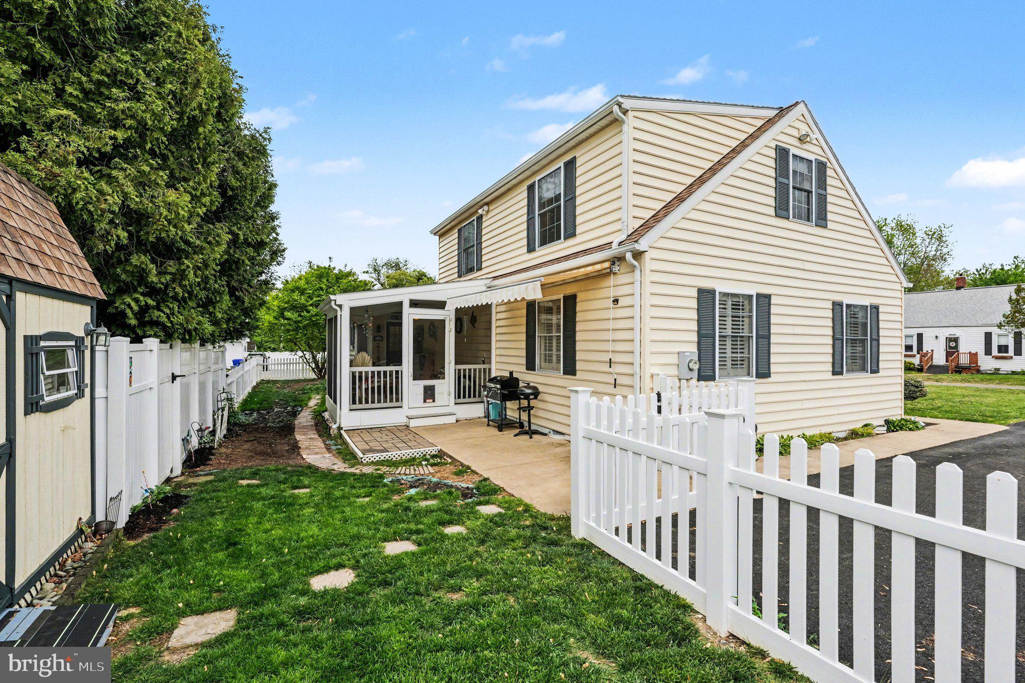 OLD CEDAR POINT SUB - Residential