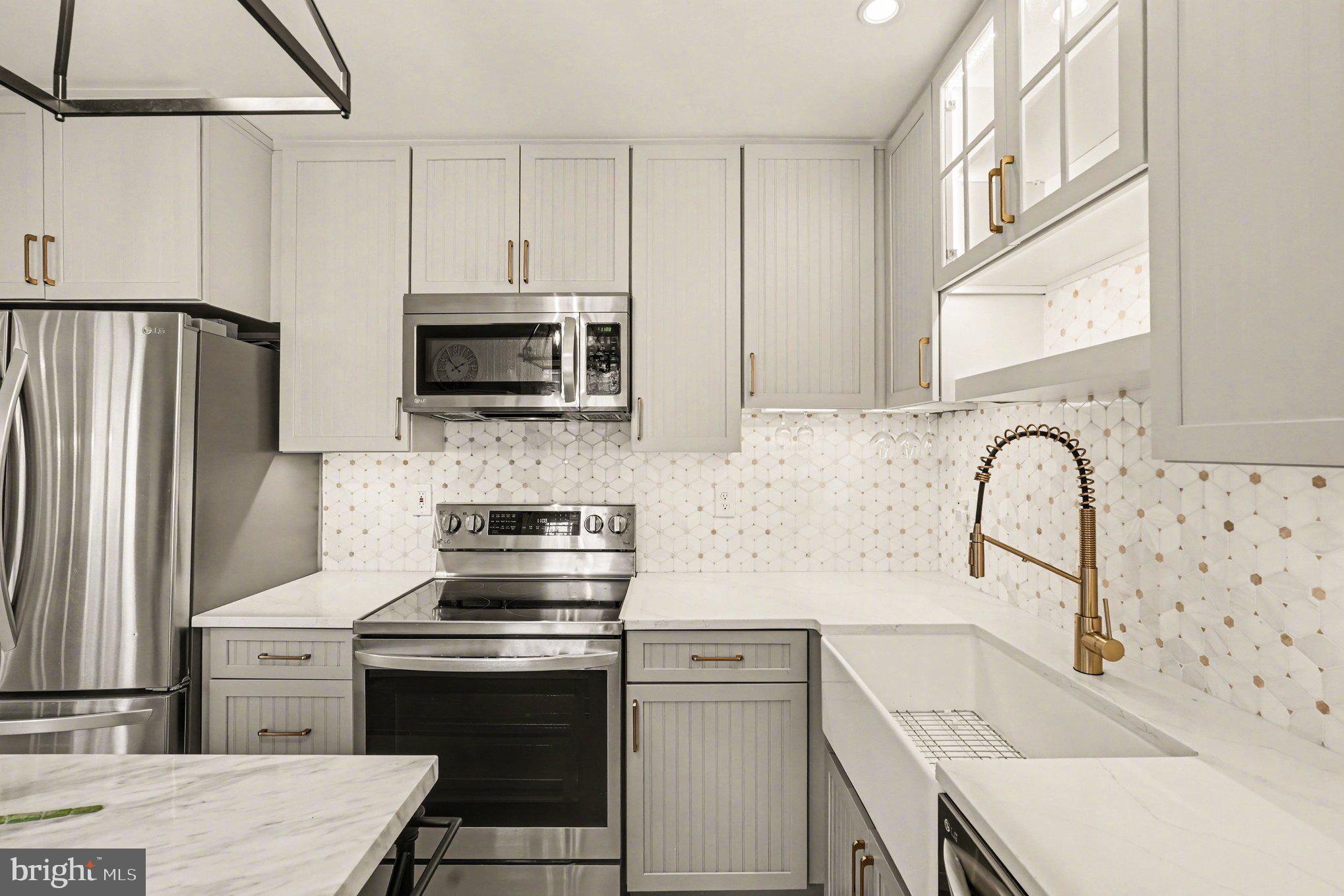 OLD CEDAR POINT SUB - Residential