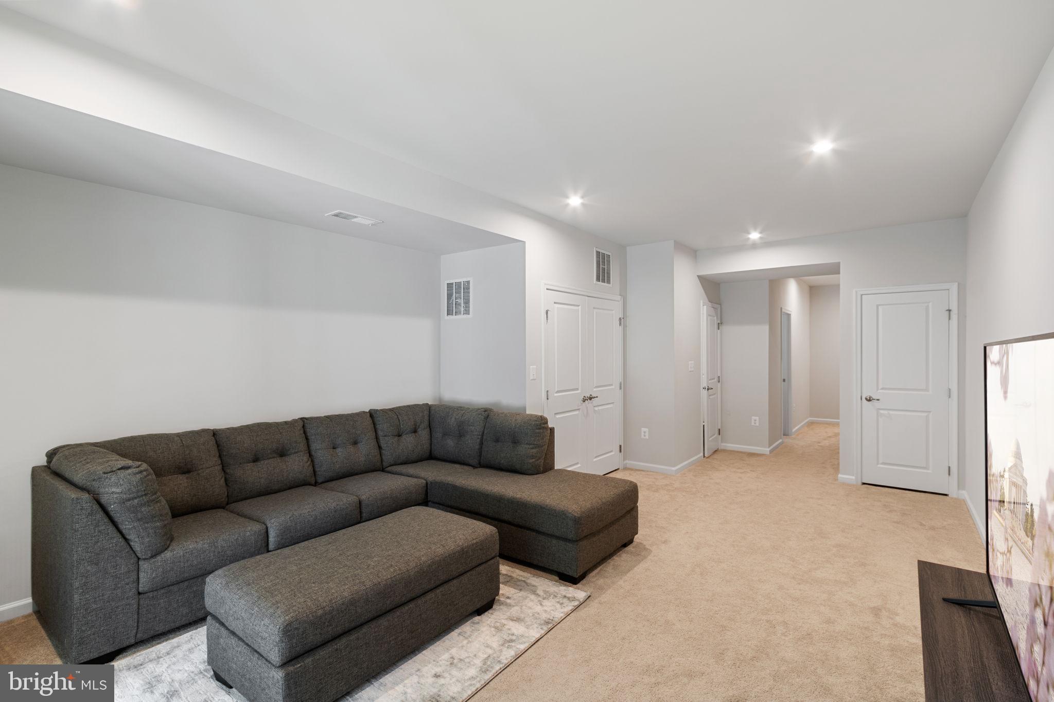 RAPPAHANNOCK LANDING - Residential