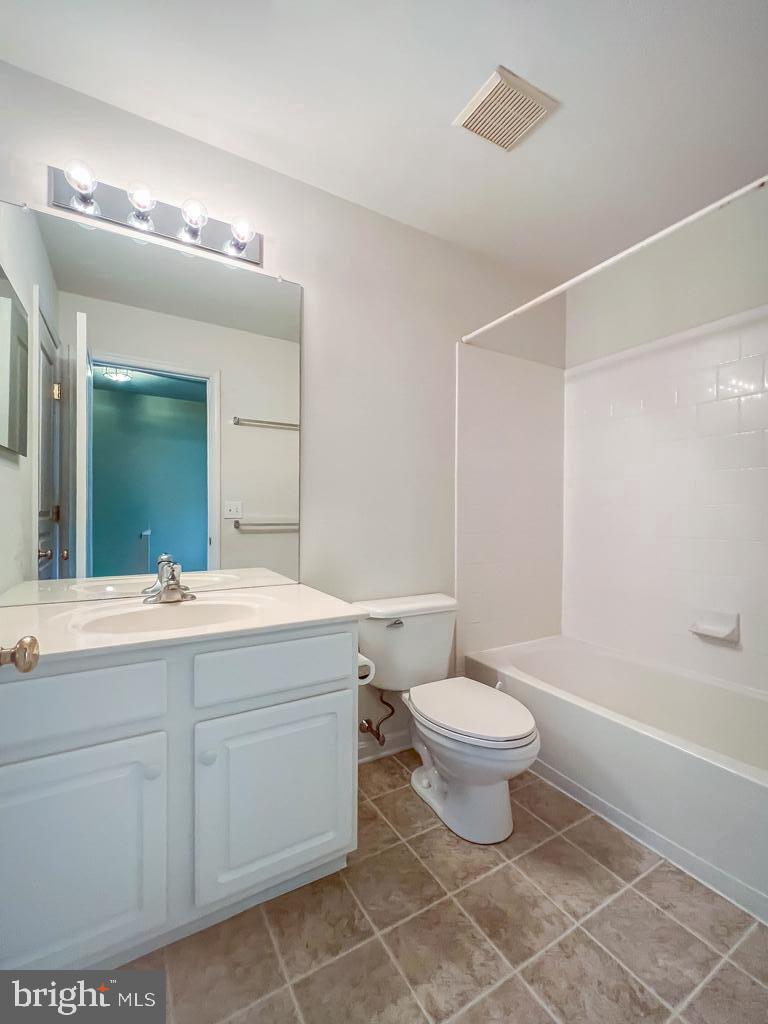 DOYLESTOWN STATION - Residential