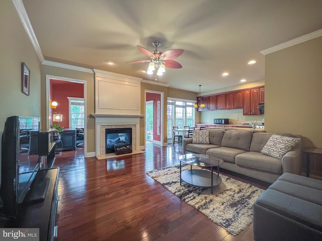 DOYLESTOWN STATION - Residential