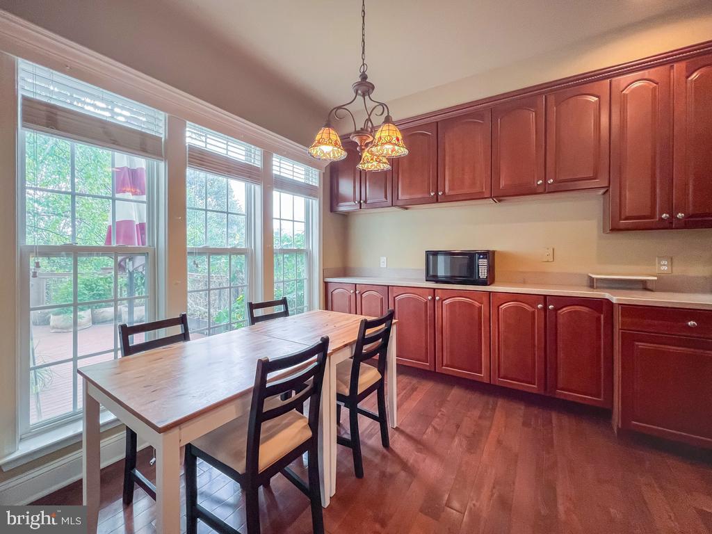 DOYLESTOWN STATION - Residential