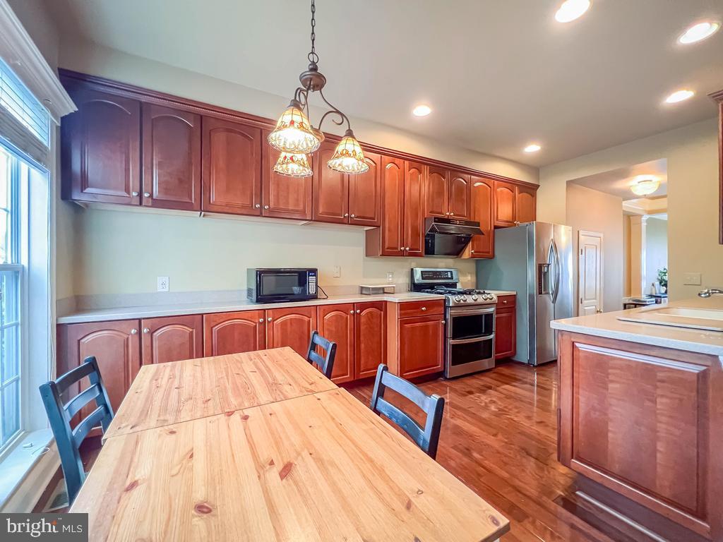 DOYLESTOWN STATION - Residential