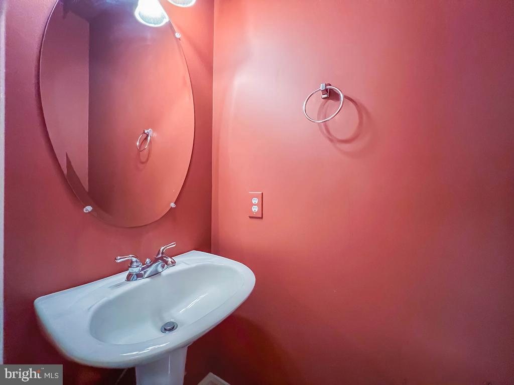 DOYLESTOWN STATION - Residential