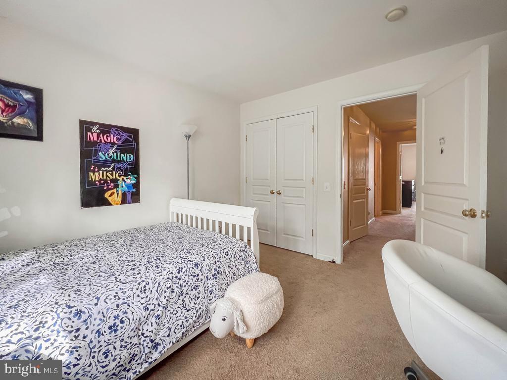 DOYLESTOWN STATION - Residential