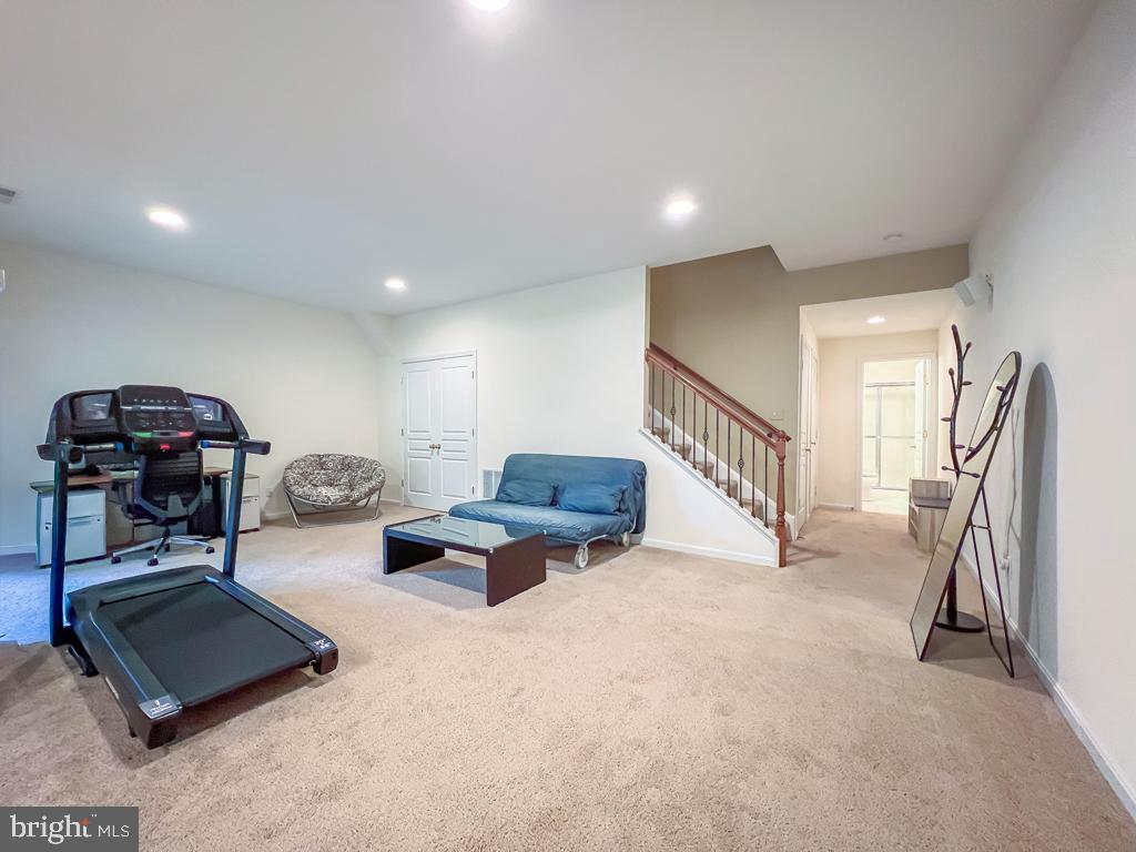 DOYLESTOWN STATION - Residential