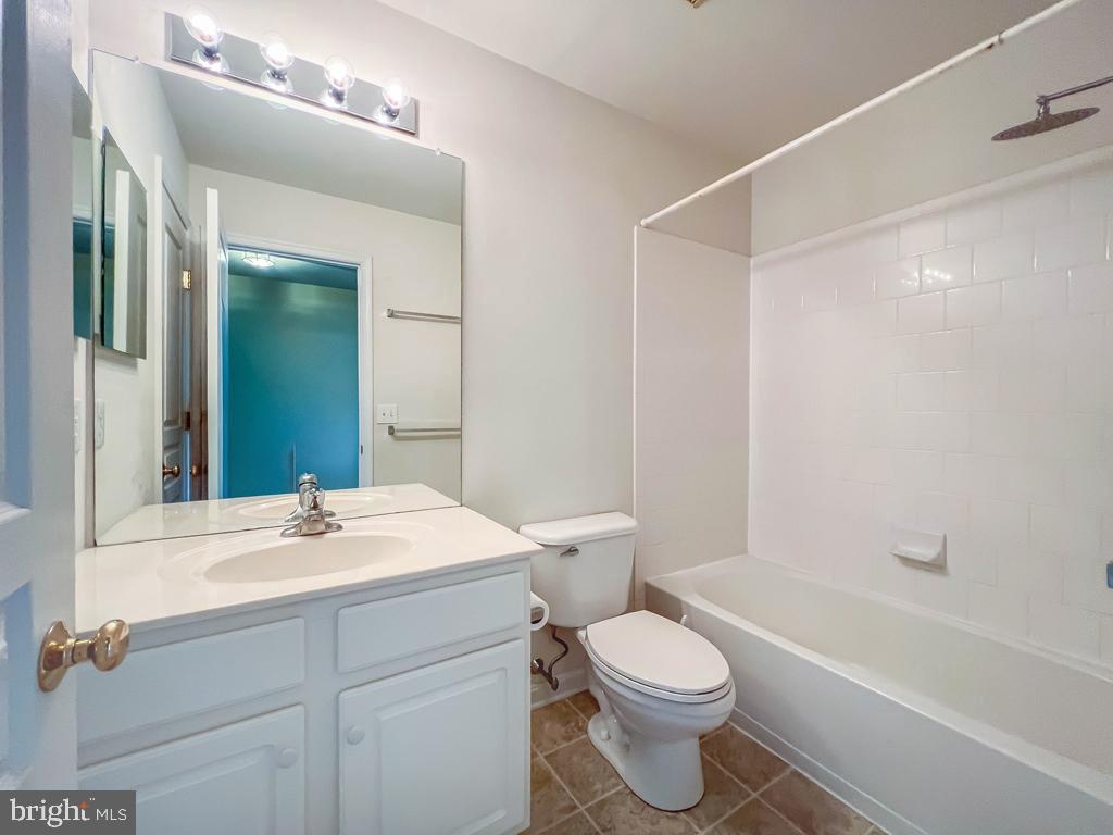 DOYLESTOWN STATION - Residential