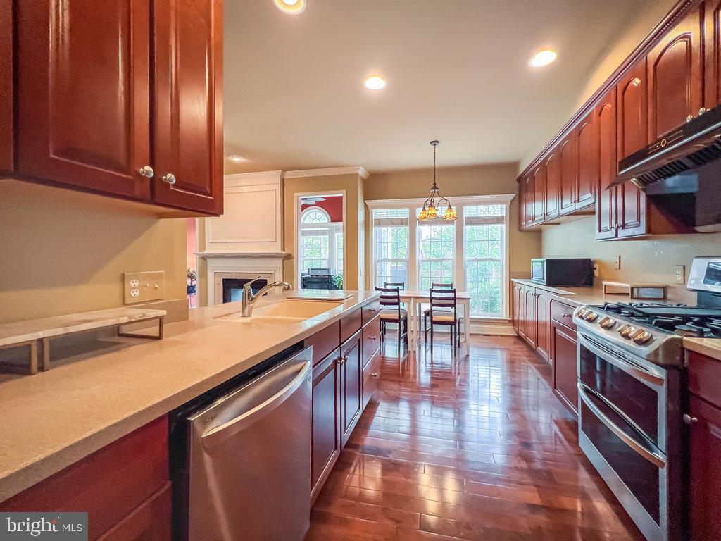 DOYLESTOWN STATION - Residential