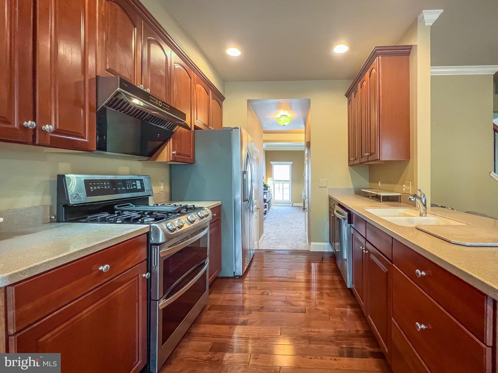 DOYLESTOWN STATION - Residential