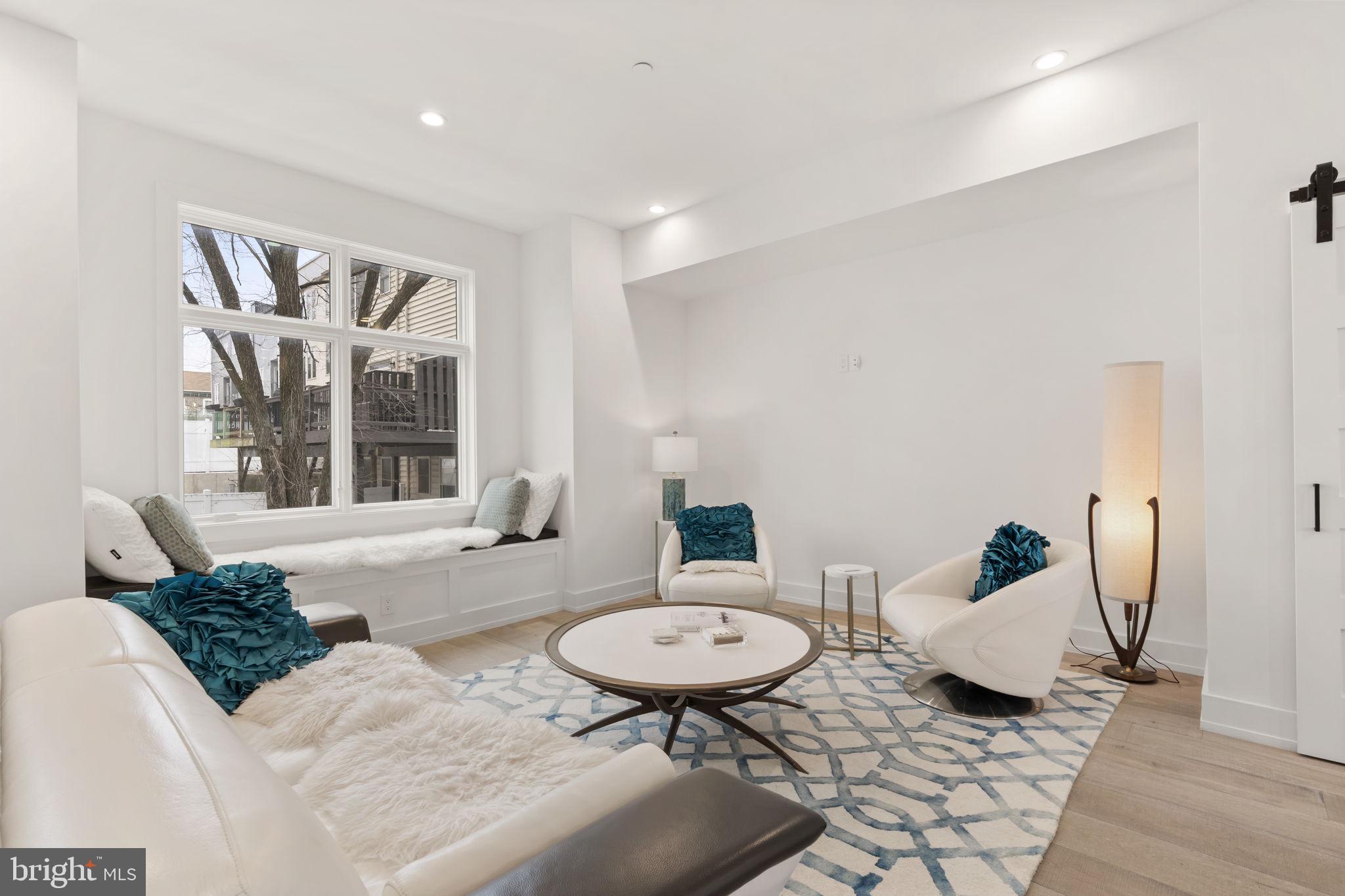 MANAYUNK - Residential