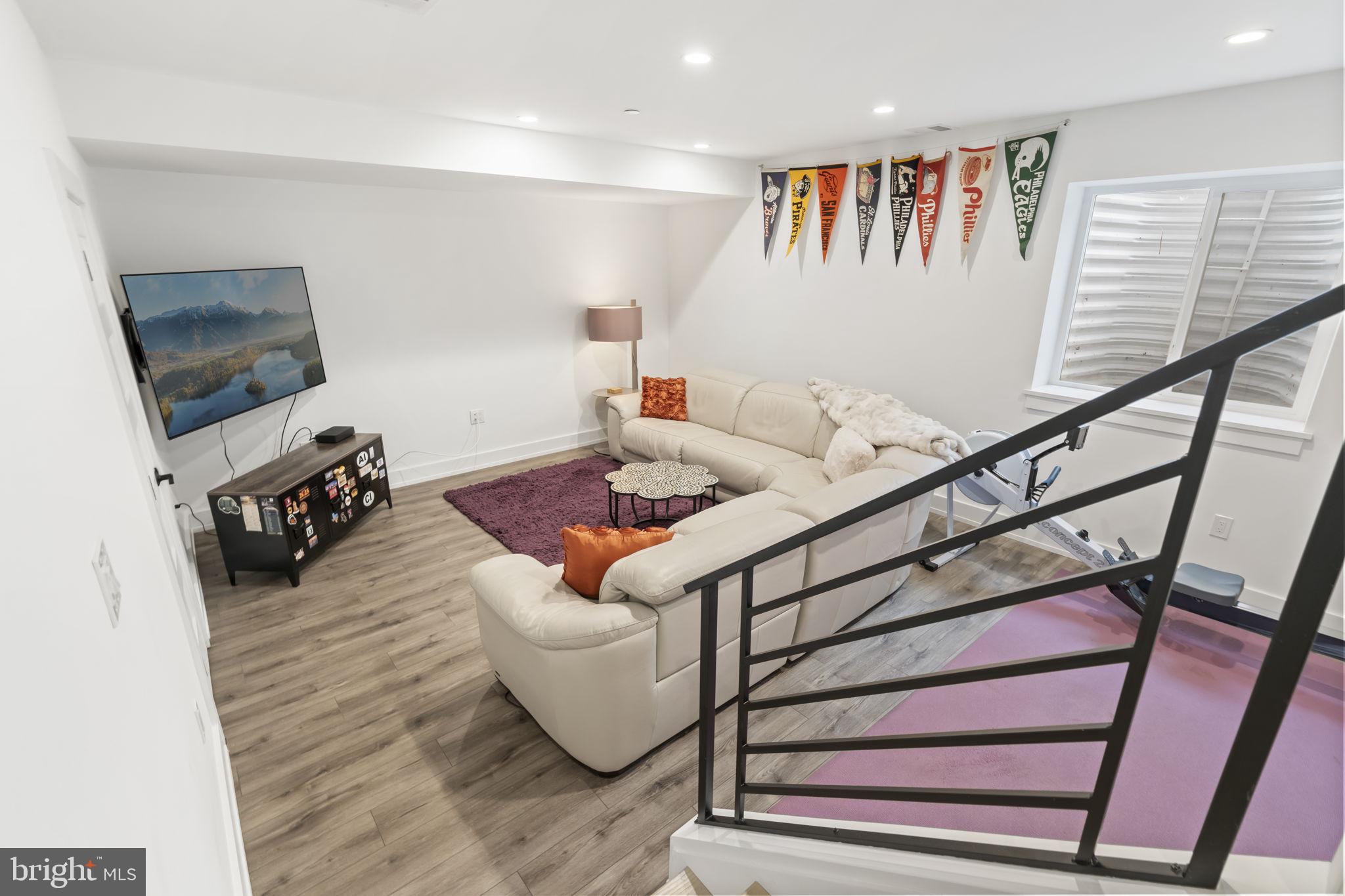 MANAYUNK - Residential