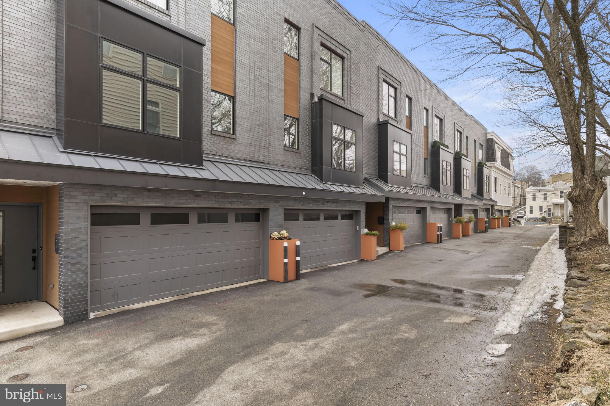 MANAYUNK - Residential