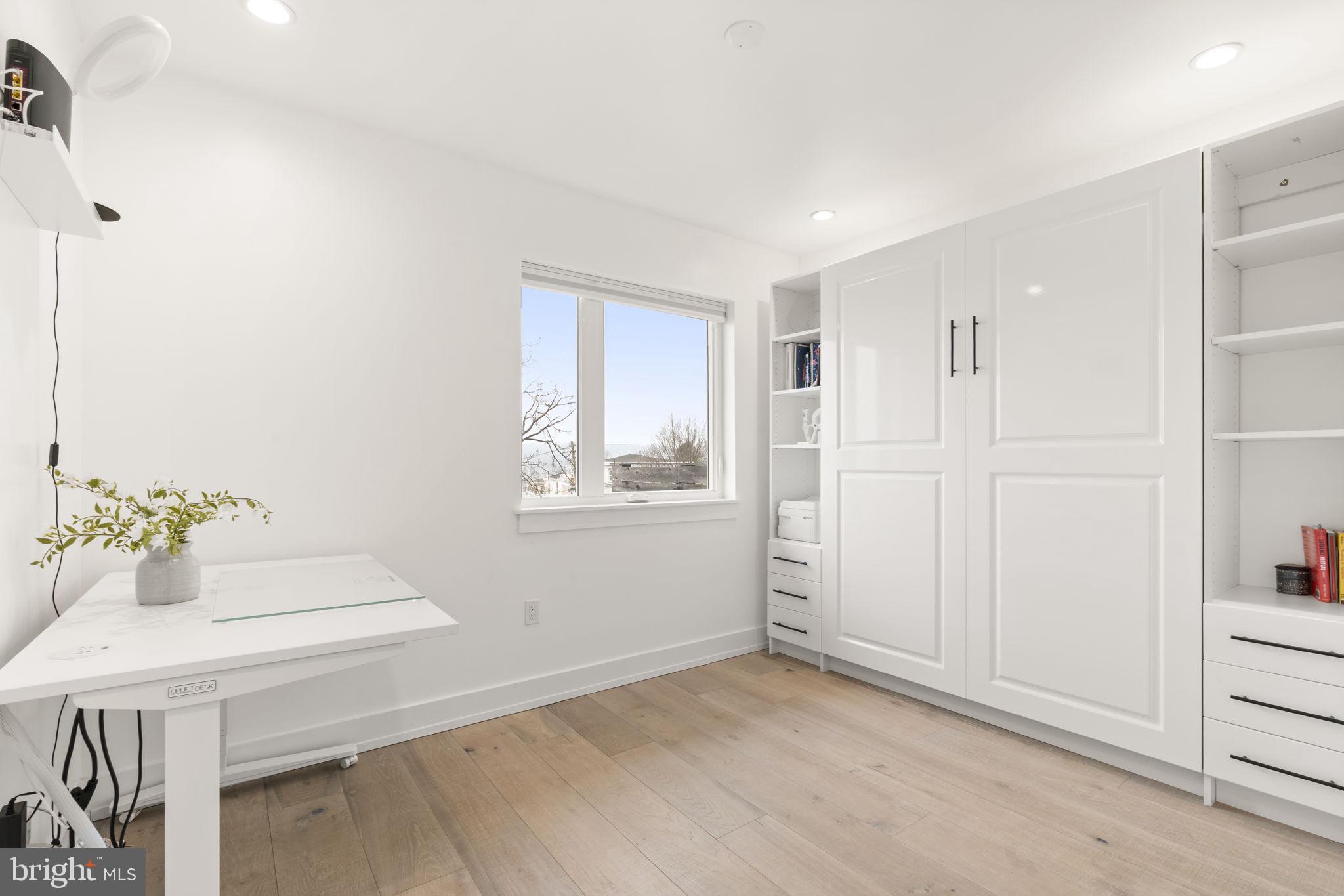 MANAYUNK - Residential