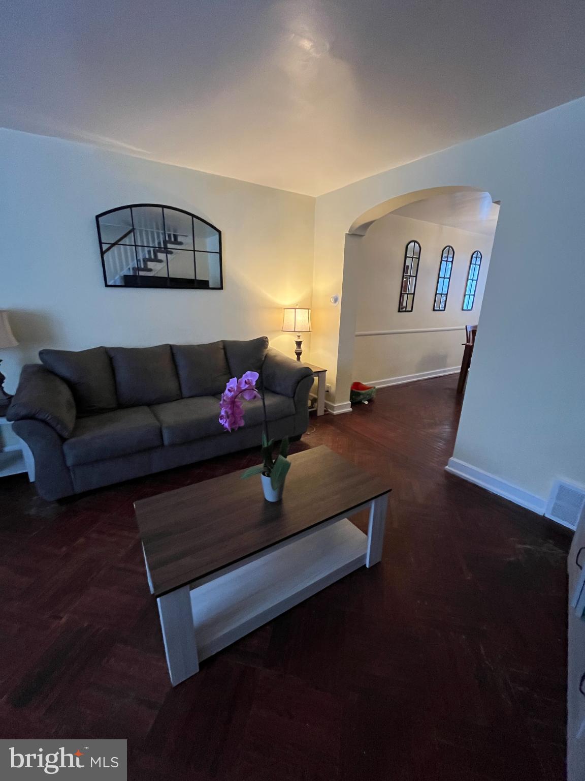 LAWNDALE - Residential