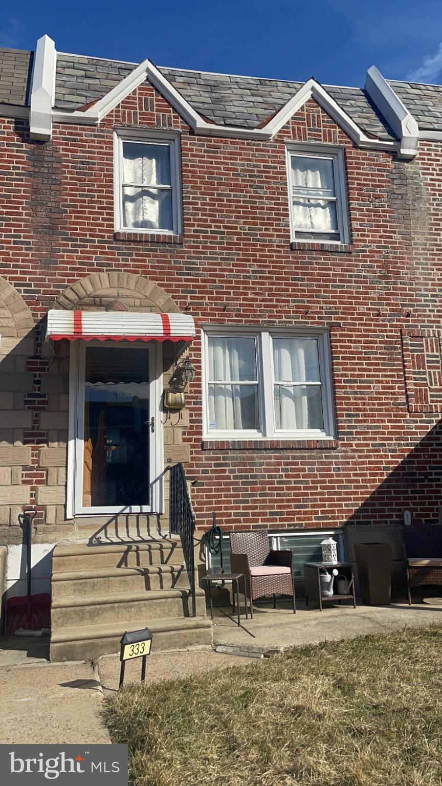 LAWNDALE - Residential