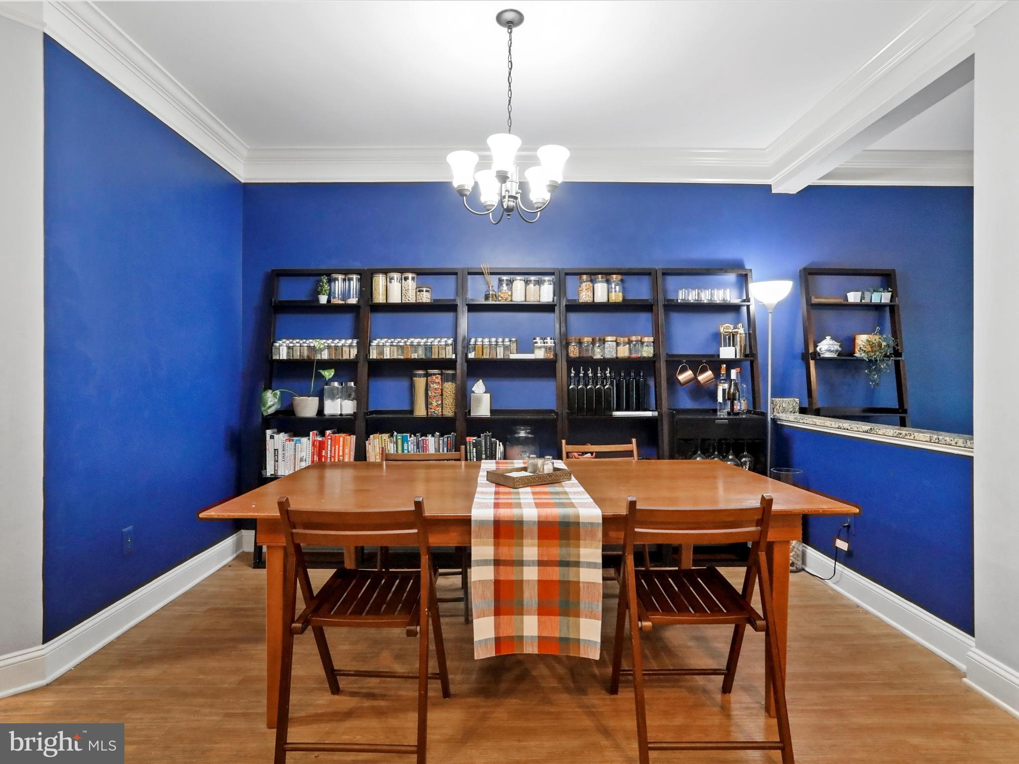 ROLLING HILLS ESTATES - Residential