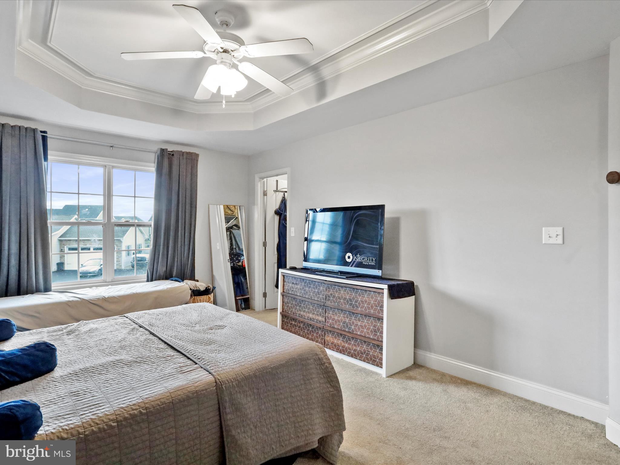 ROLLING HILLS ESTATES - Residential