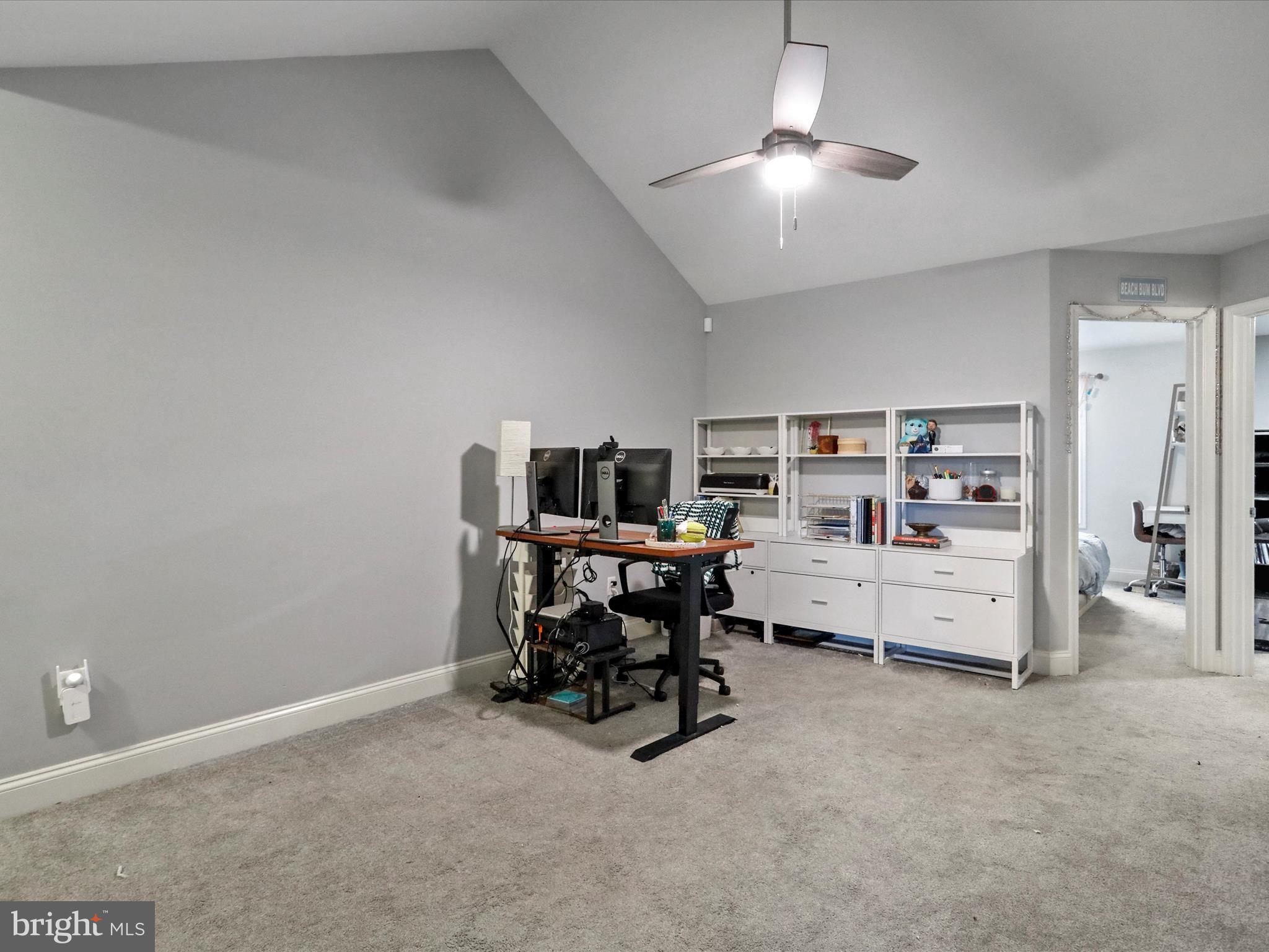 ROLLING HILLS ESTATES - Residential