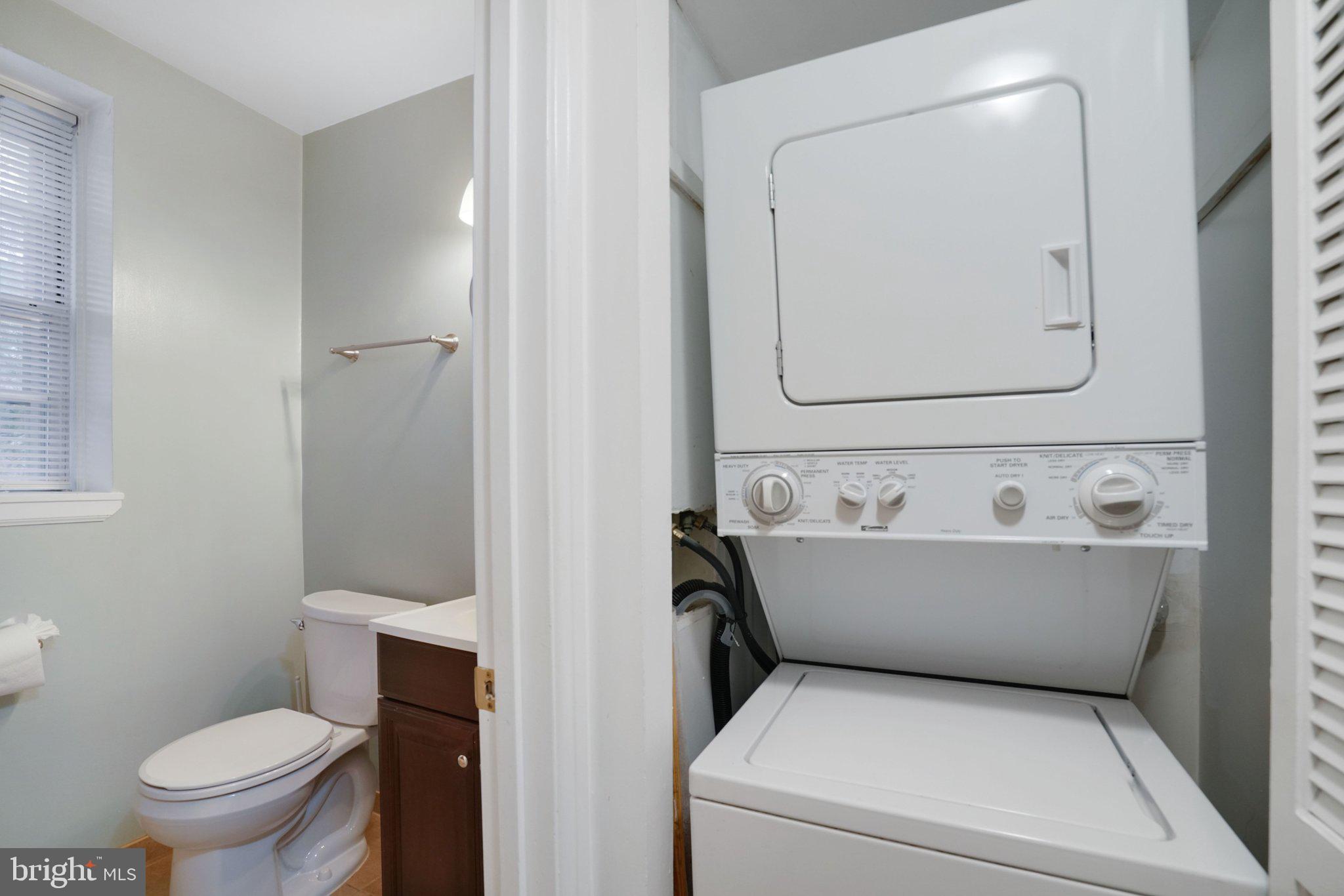 FAIRLINGTON VILLAGE - Residential