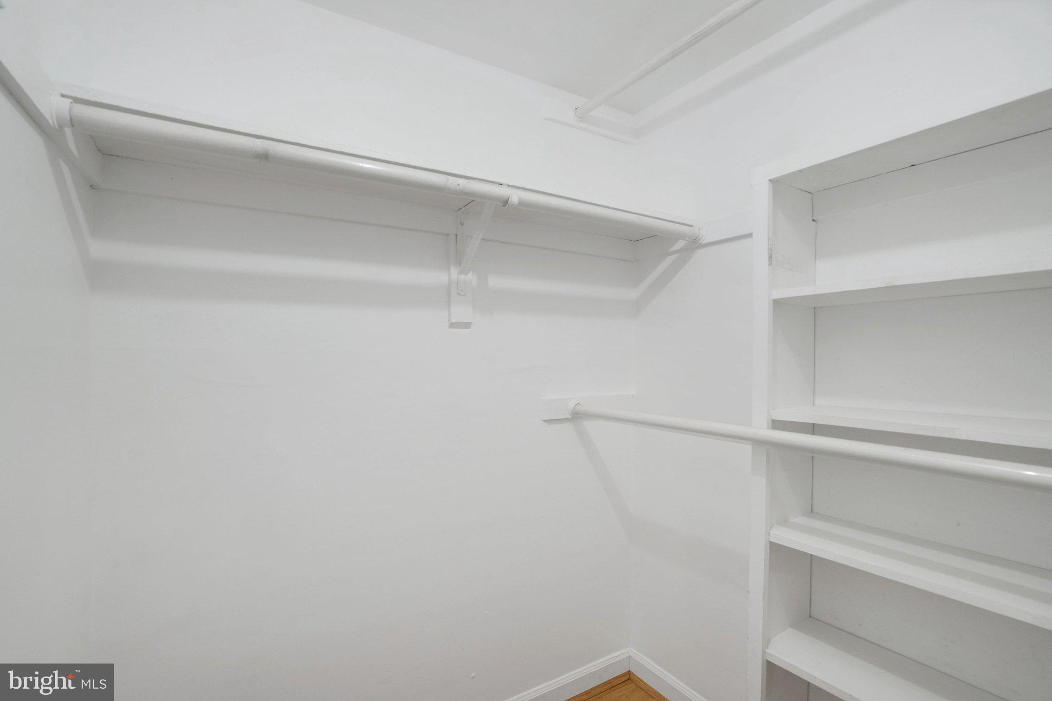 FAIRLINGTON VILLAGE - Residential