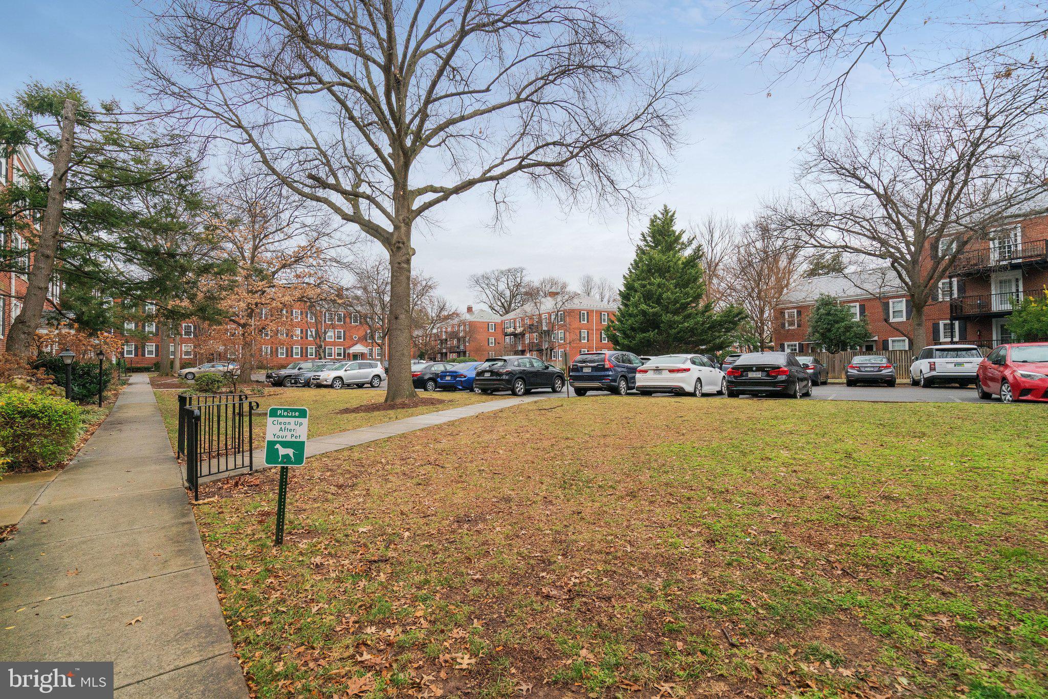 FAIRLINGTON VILLAGE - Residential