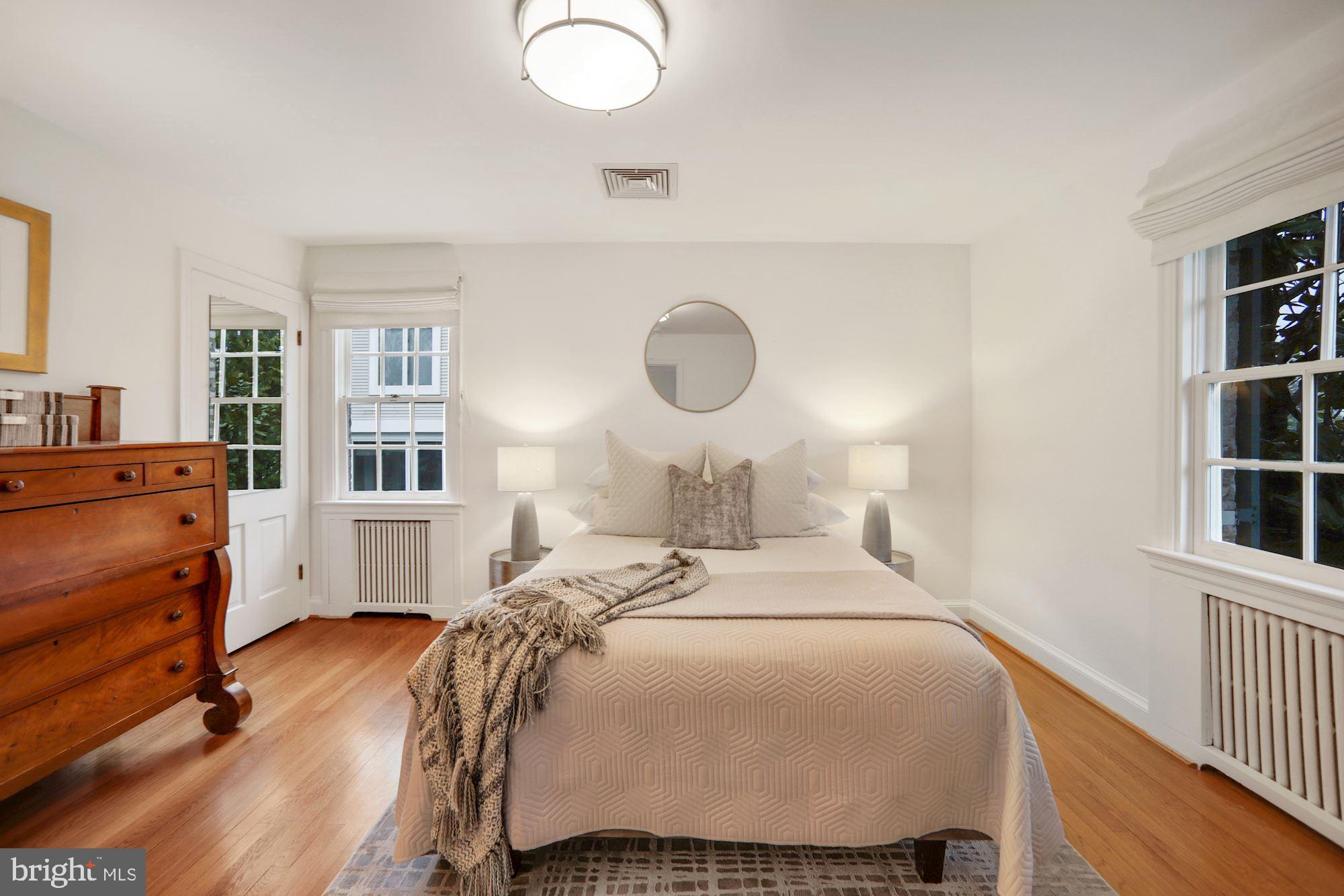 SPRING VALLEY - Residential