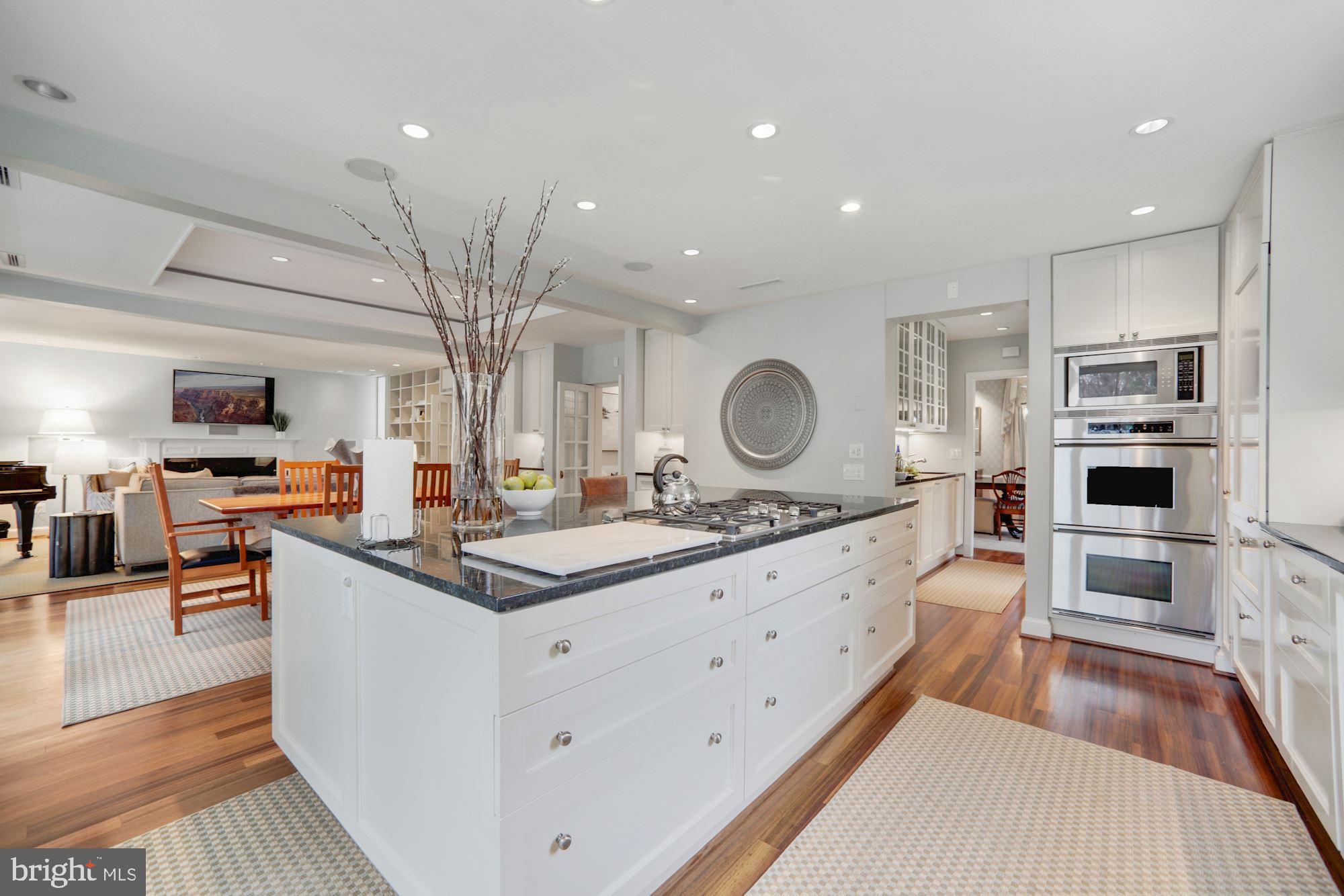 SPRING VALLEY - Residential