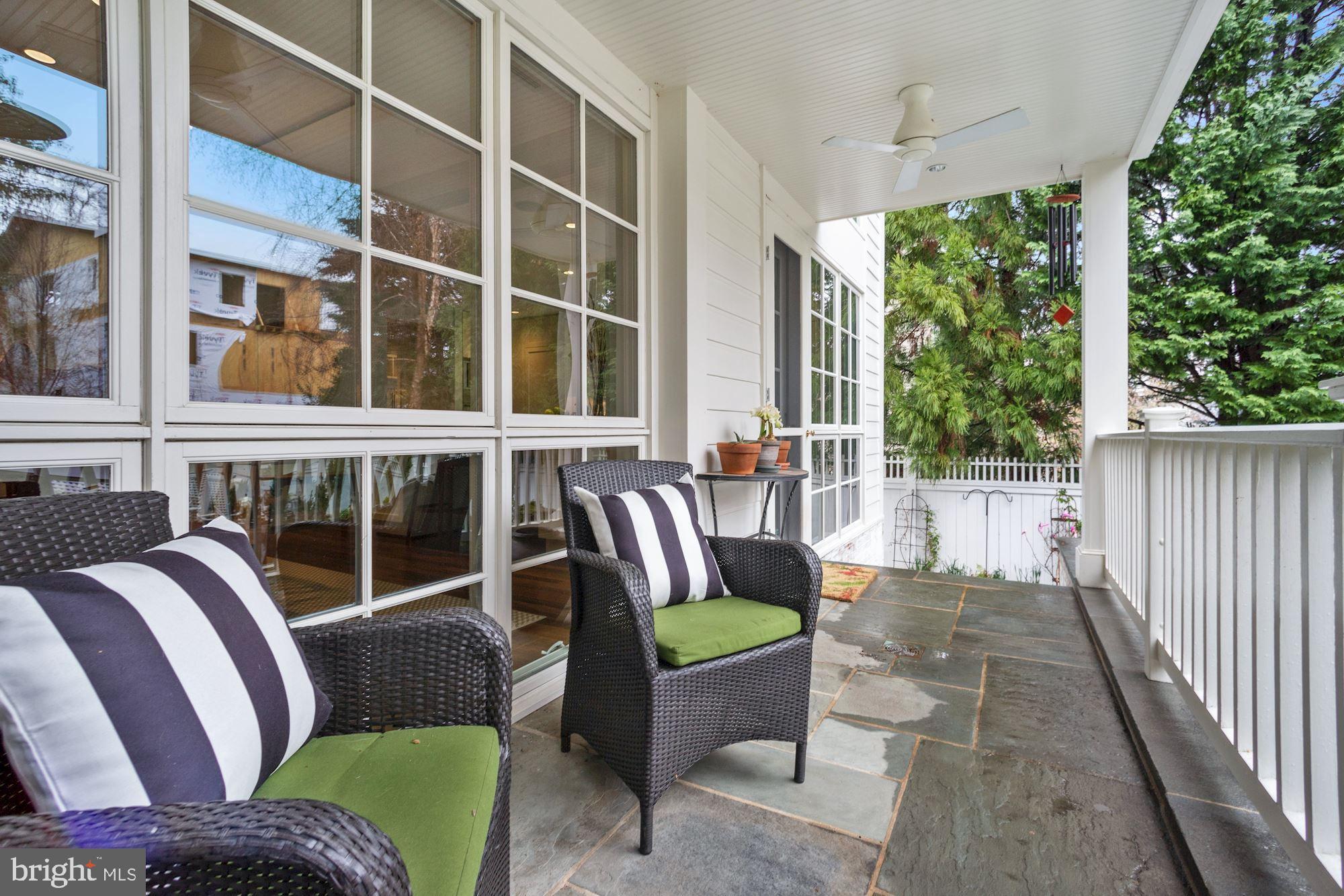 SPRING VALLEY - Residential