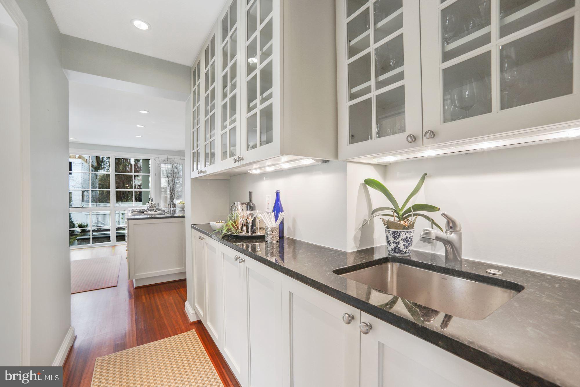 SPRING VALLEY - Residential