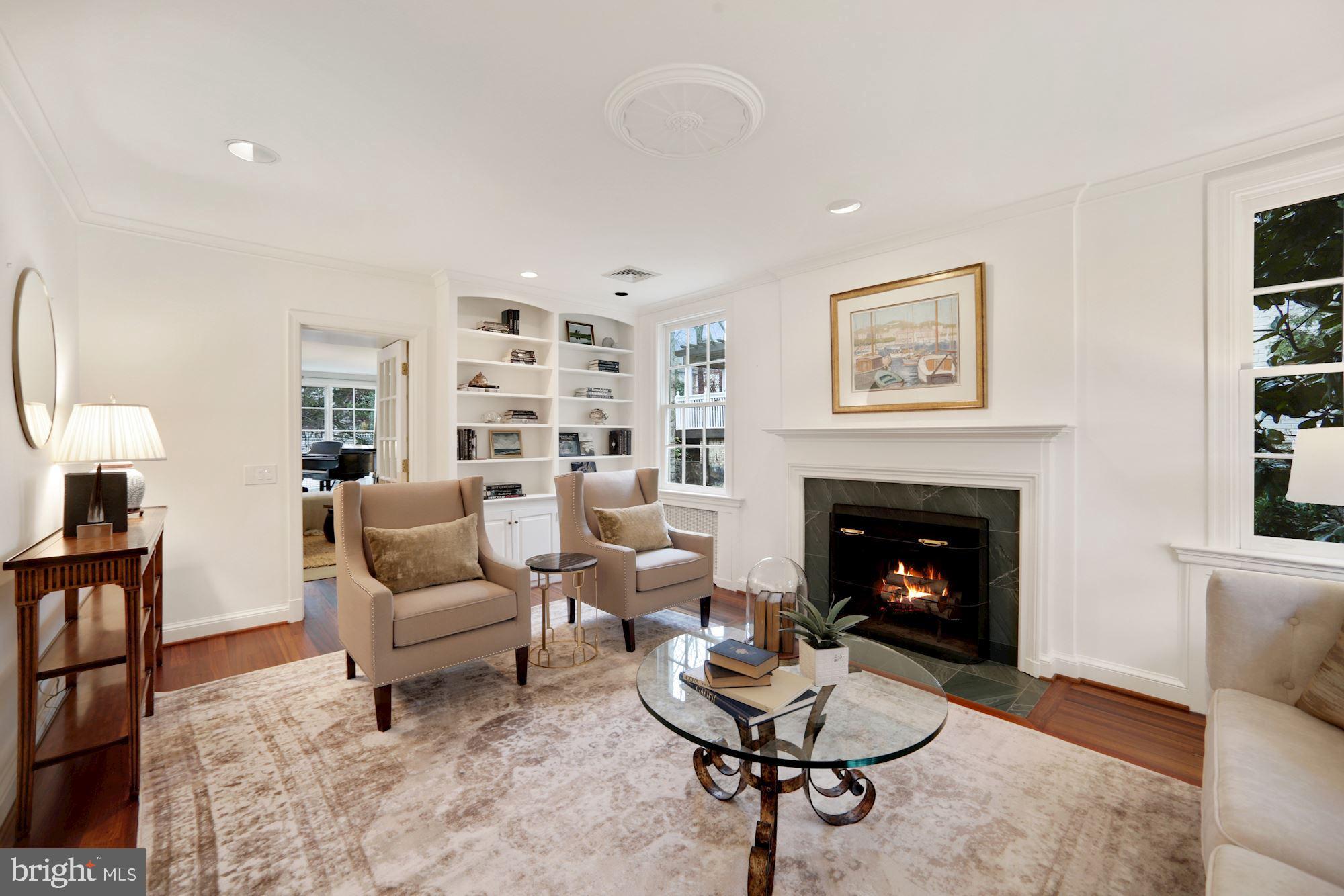 SPRING VALLEY - Residential